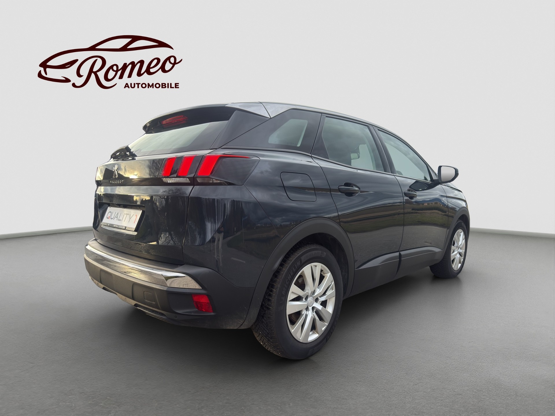 PEUGEOT 3008 1.5 BlueHDi Active ** Austauschmotor - 133'067 km ** Digital Cockpit **-image-4