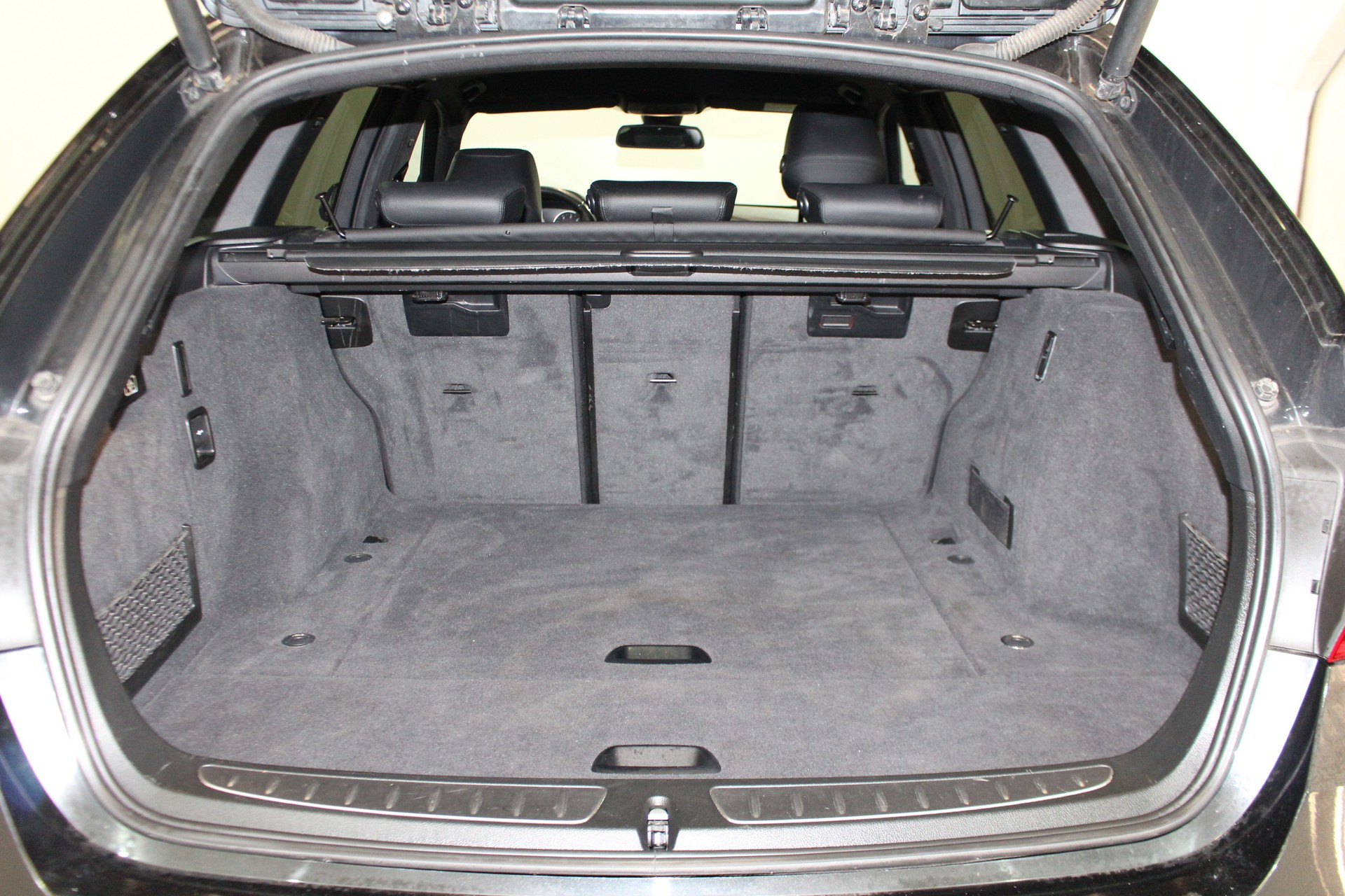 BMW 320d xDrive SAG Touring-image-8