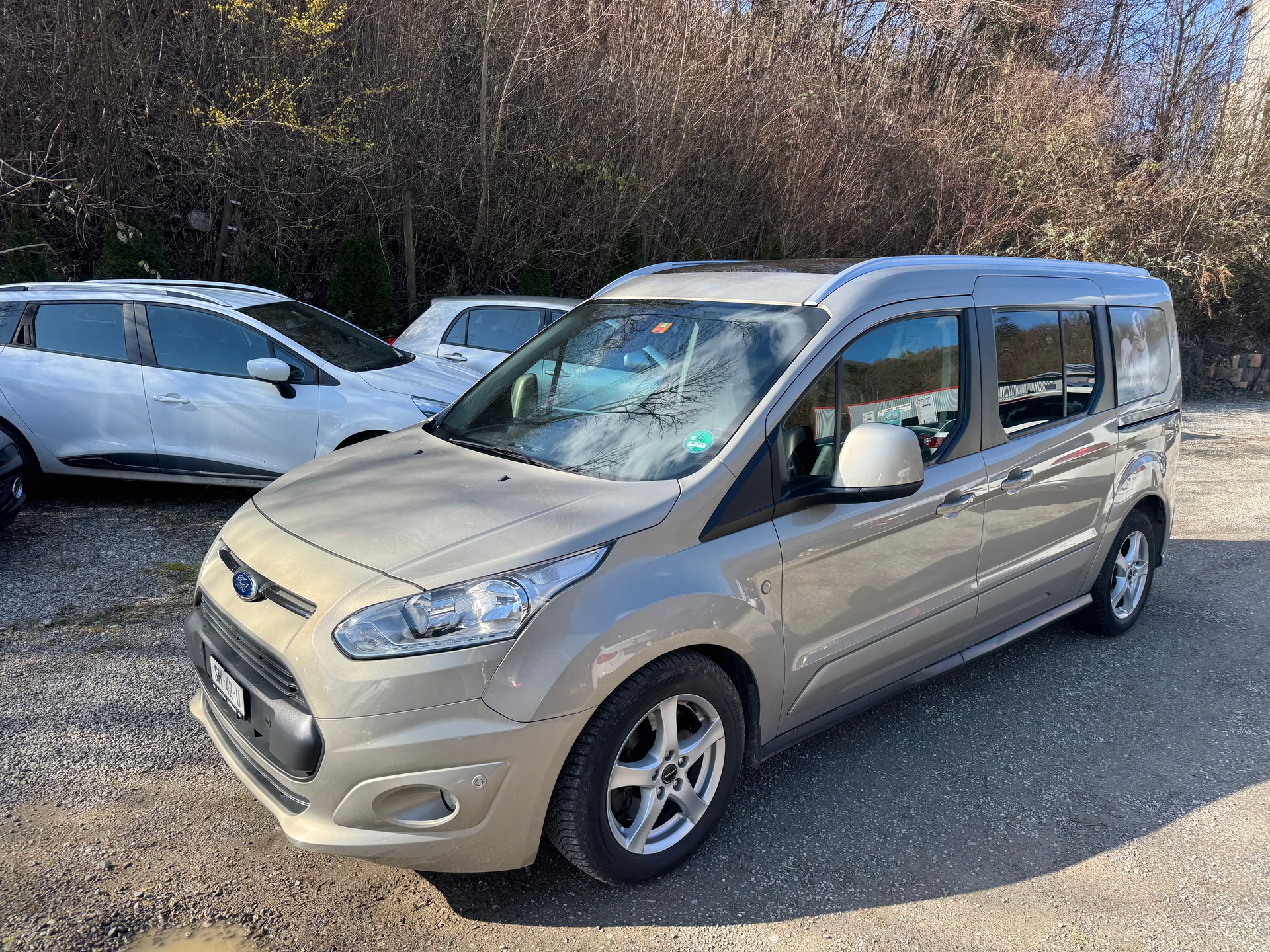 FORD Grand Tourneo Connect 1.5 TDCi Trend Powershift-image-2