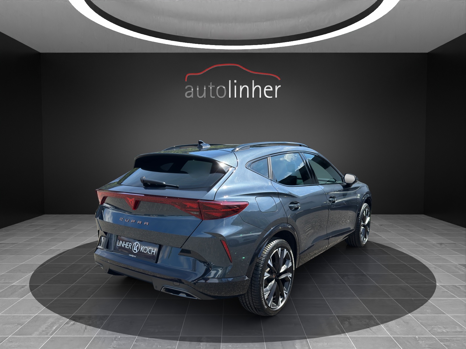 CUPRA Formentor 1.5 e-TSI DSG-image-4