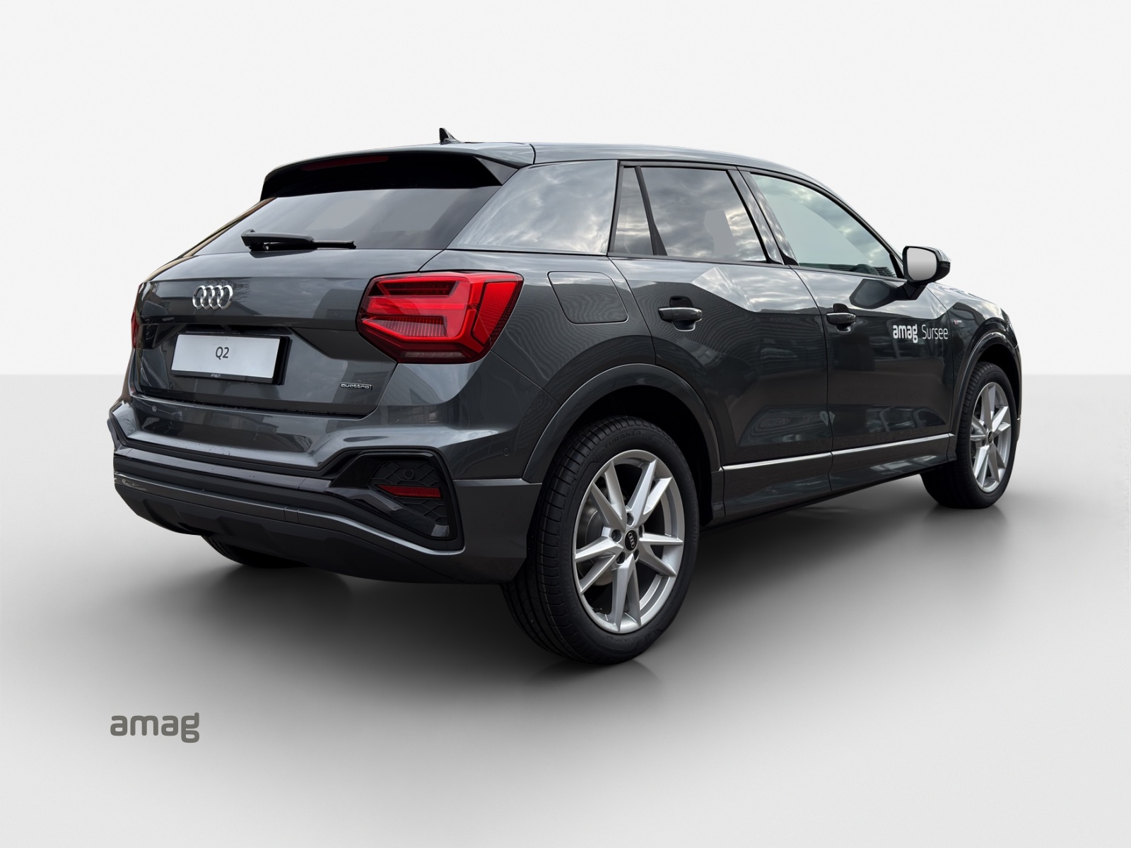 AUDI Q2 40 TFSI S line Attraction quattro S-tronic-image-4