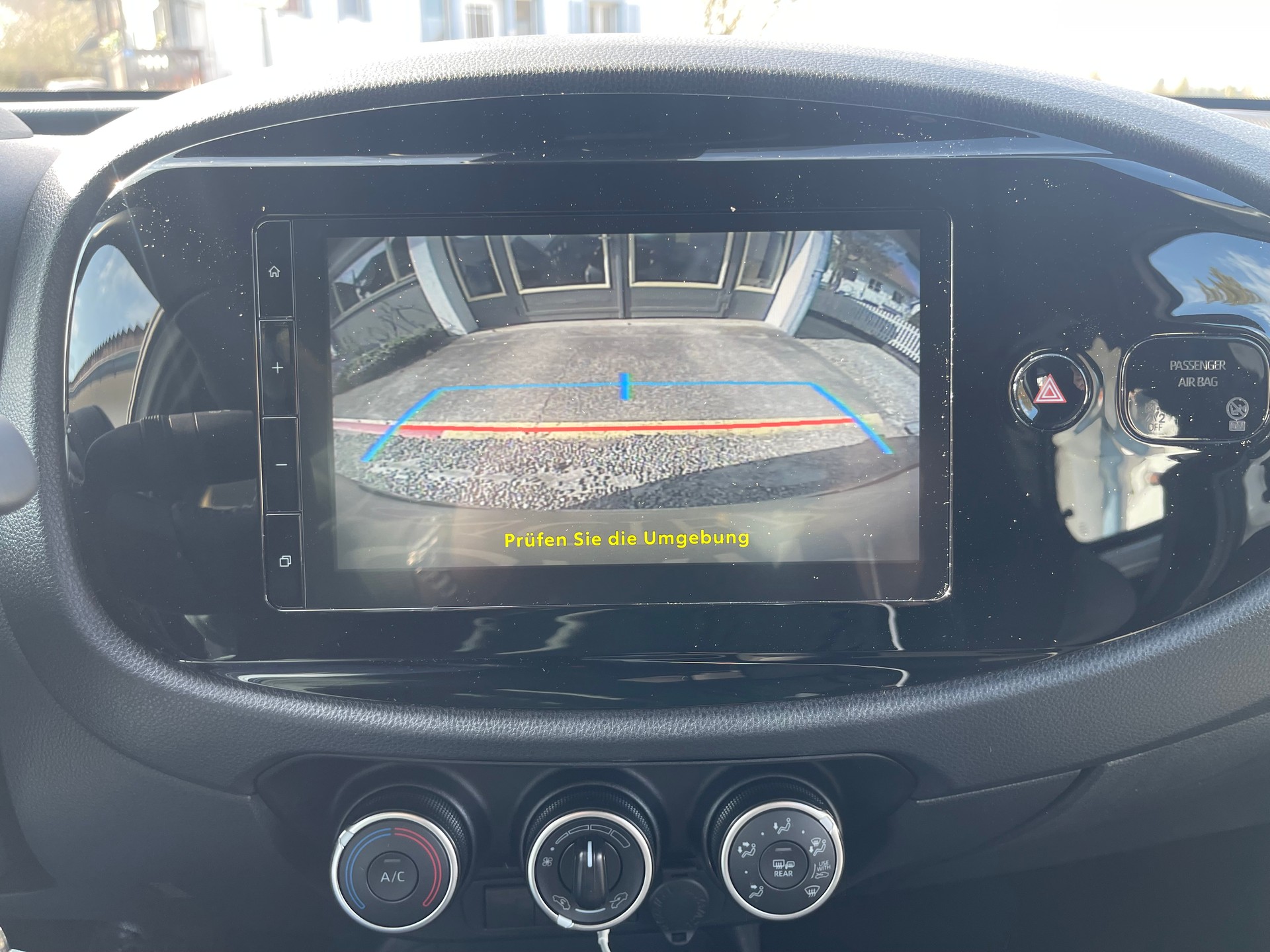TOYOTA Aygo X 1.0 VVT-i Comfort CVT-image-12