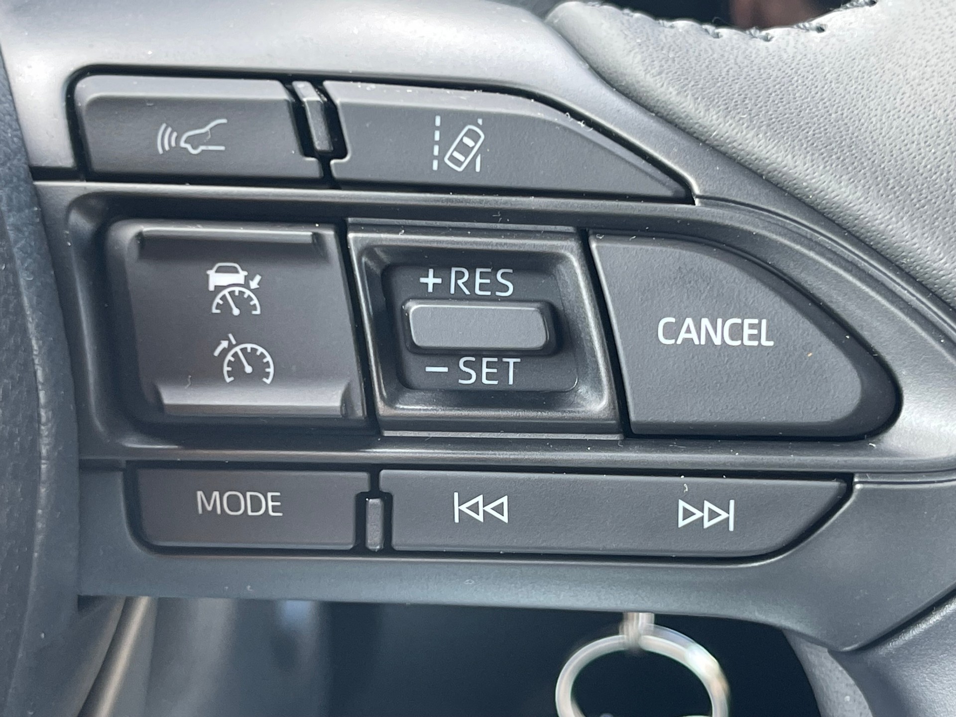 TOYOTA Aygo X 1.0 VVT-i Comfort CVT-image-14