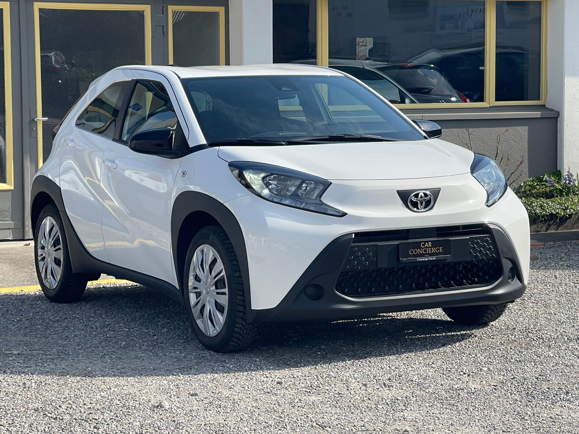TOYOTA Aygo X 1.0 VVT-i Comfort CVT-image-1