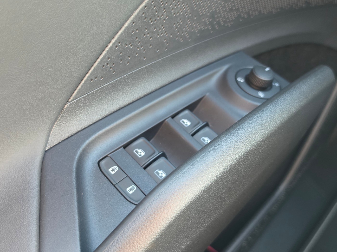 SKODA Enyaq 85x Sportline 4x4-image-18