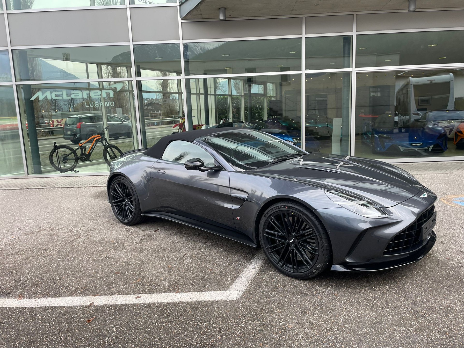 ASTON MARTIN V8 Vantage S 680cv MY2026-image-2
