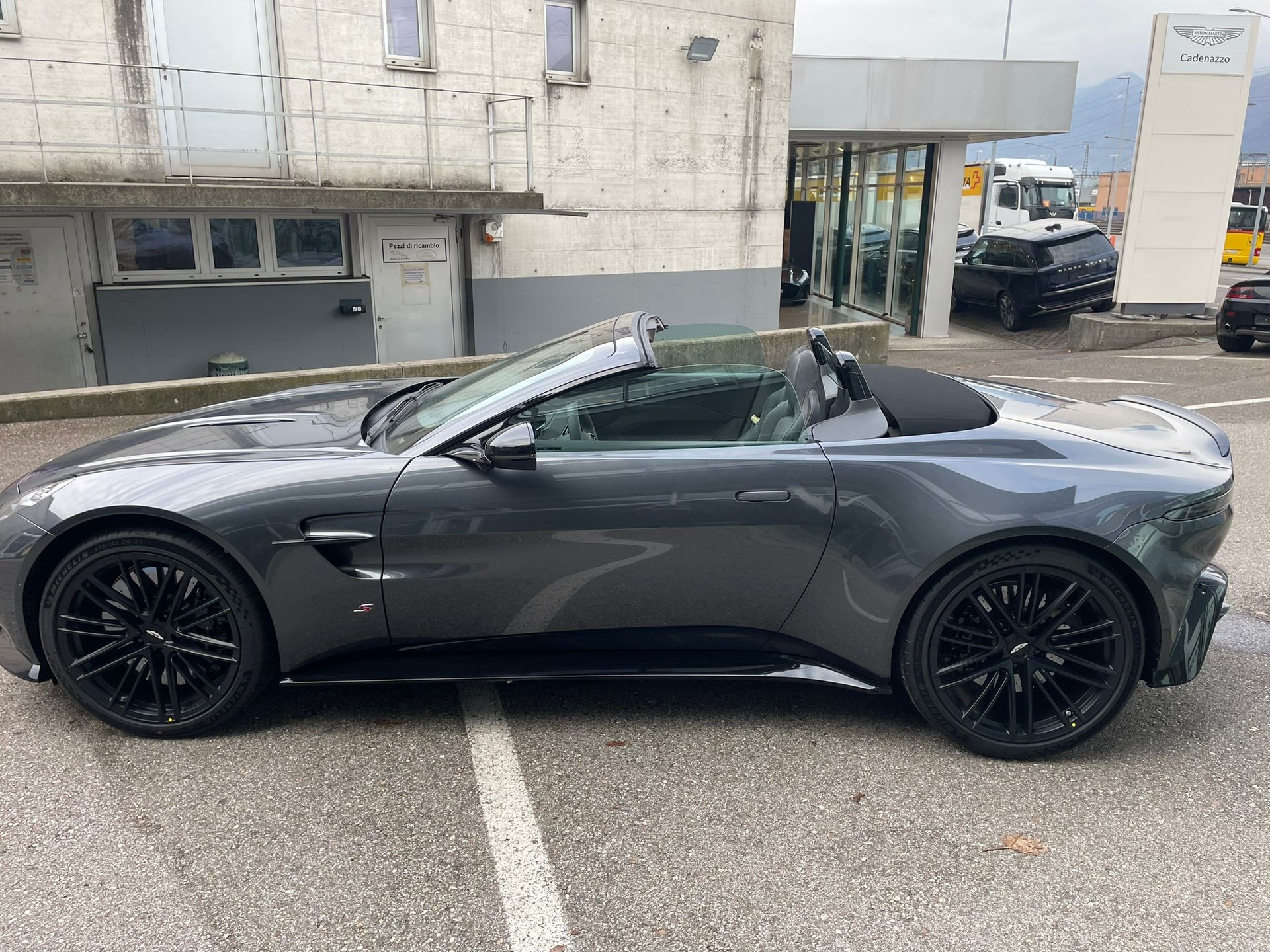 ASTON MARTIN V8 Vantage S 680cv MY2026-image-5