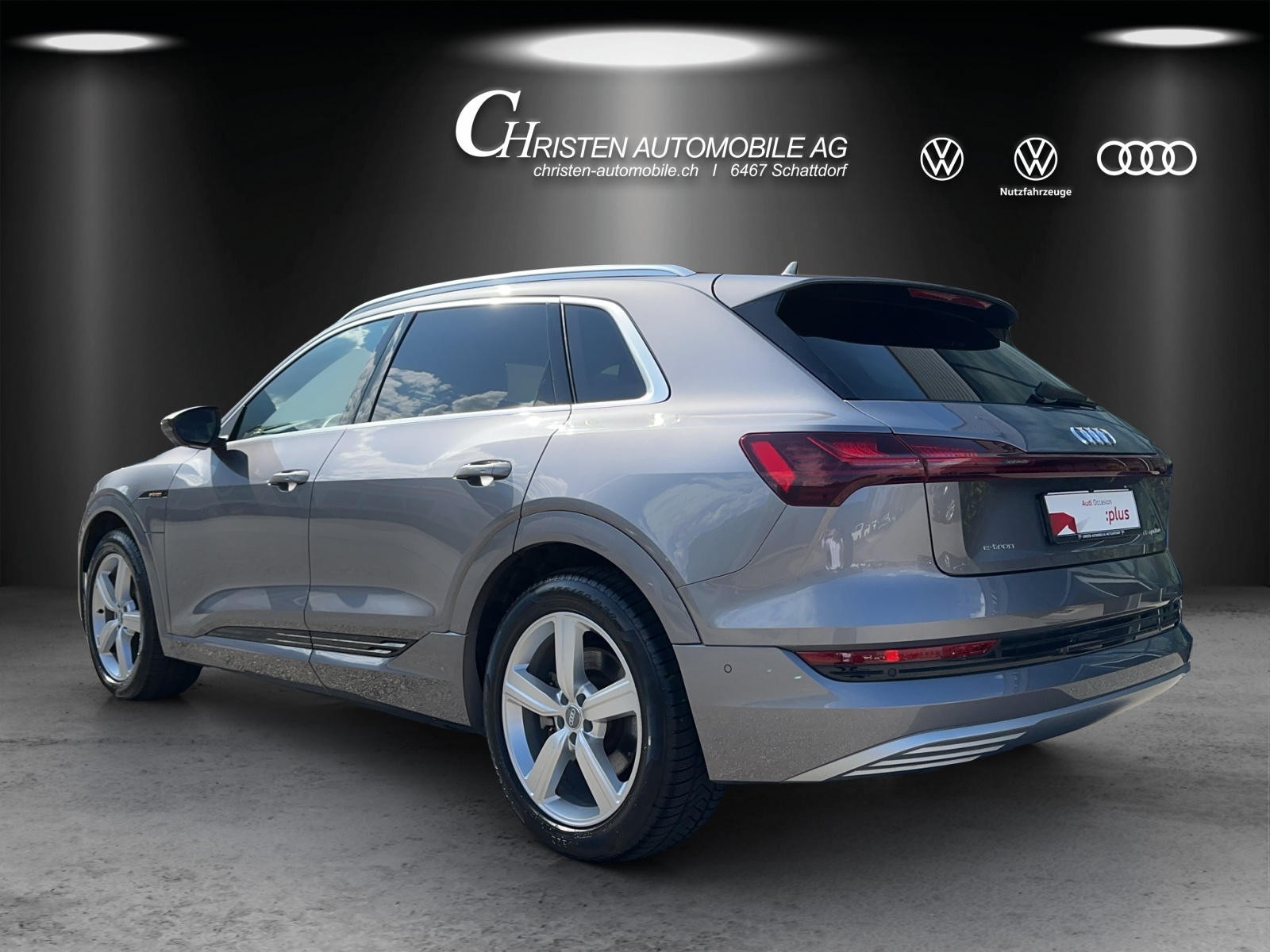 AUDI e-tron 55 Advanced quattro-image-4