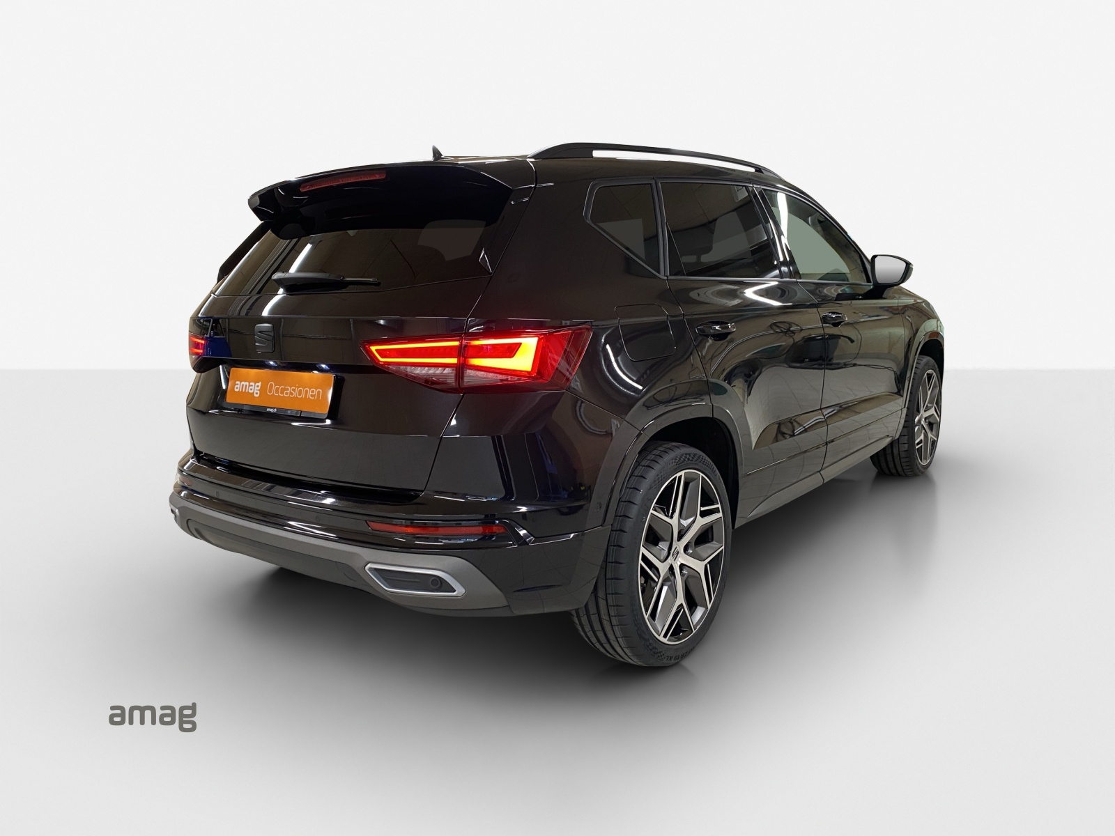 SEAT Ateca 2.0 TSI Hola FR 4Drive DSG-image-4