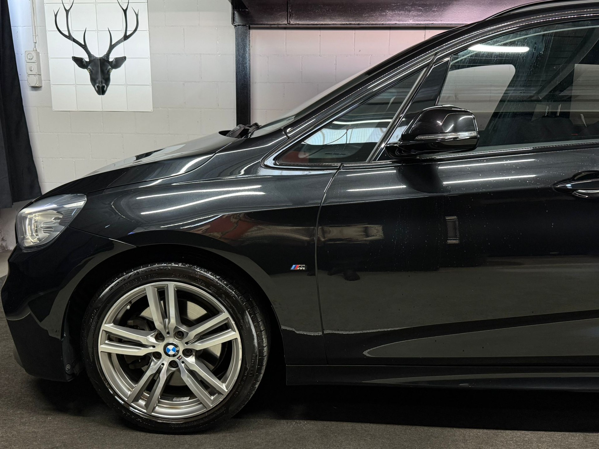 BMW 225i xDrive Active Tourer M Sport Steptronic-image-8