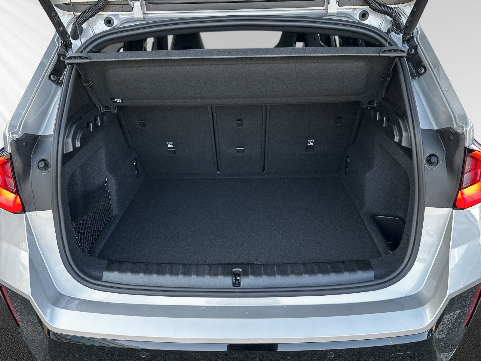 BMW X1 xDrive M35i-image-5