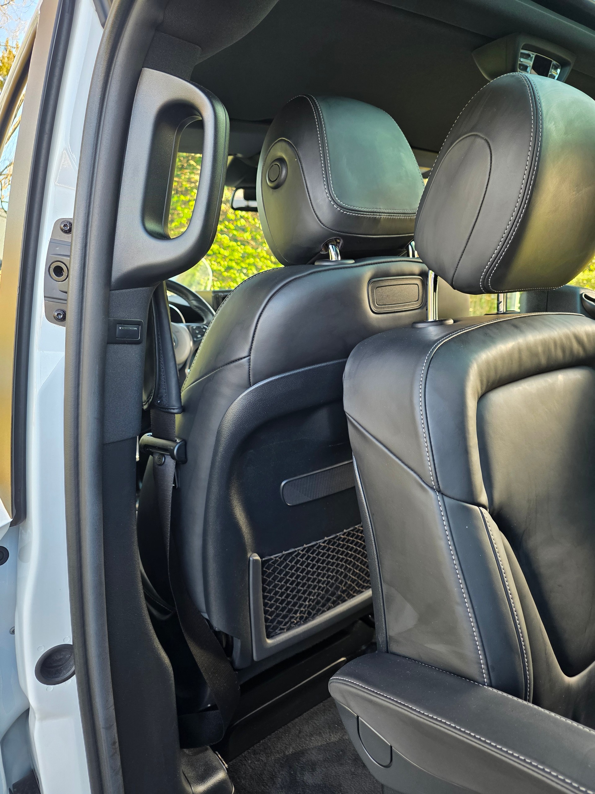 MERCEDES-BENZ V 300 d lang Avantgarde 4Matic 9G-Tronic-image-14