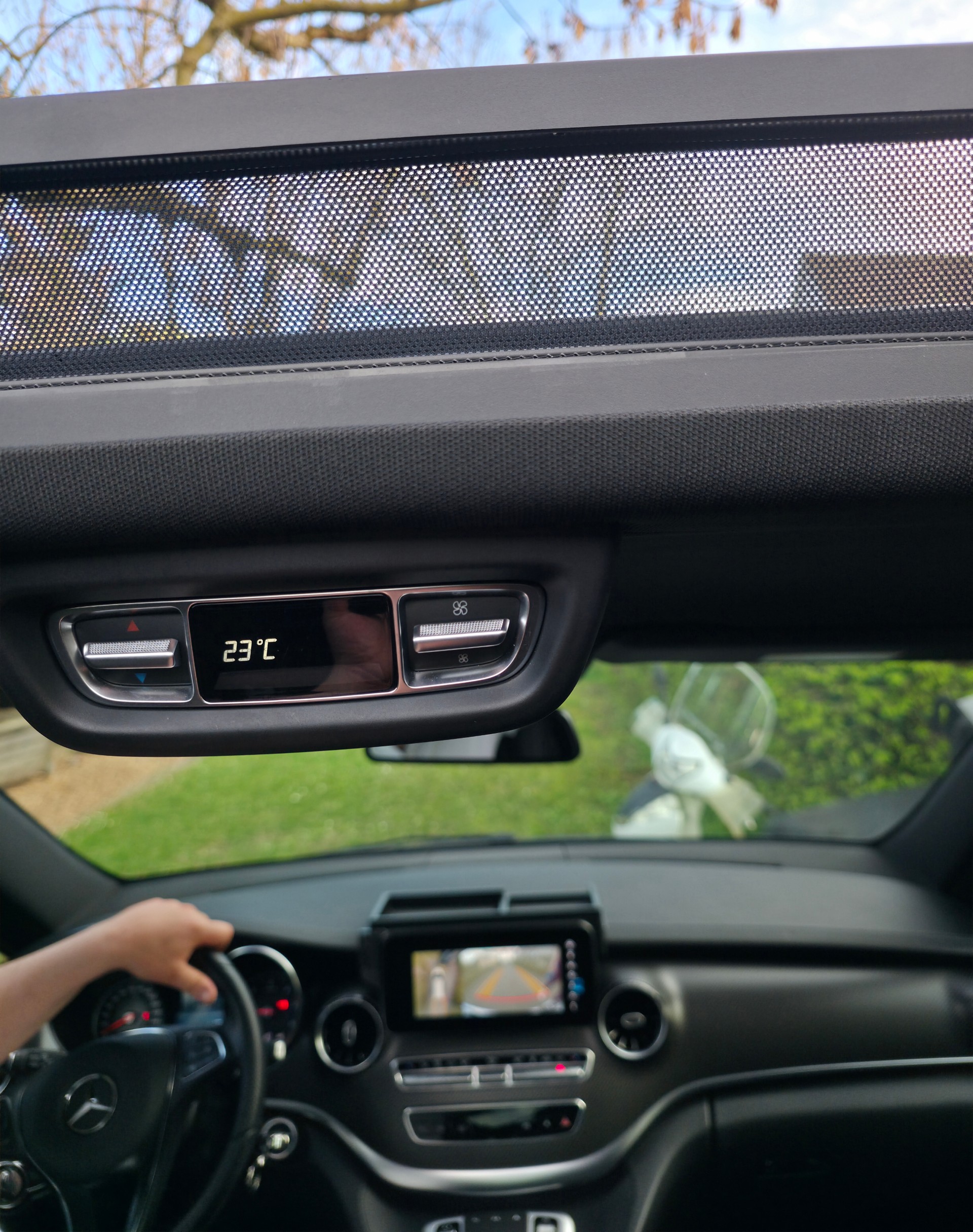 MERCEDES-BENZ V 300 d lang Avantgarde 4Matic 9G-Tronic-image-15