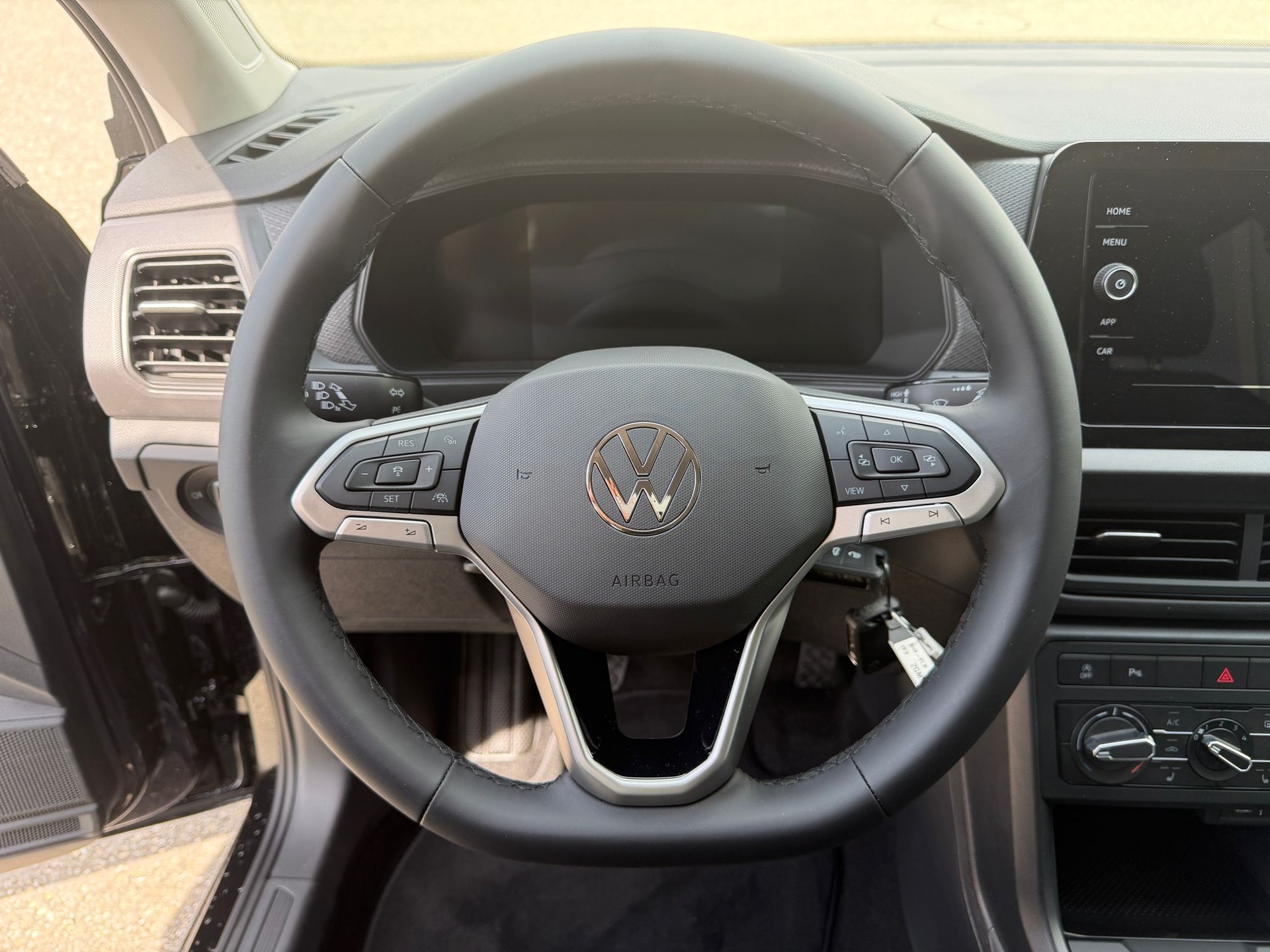 VW T-Cross 1.0 TSI-image-15