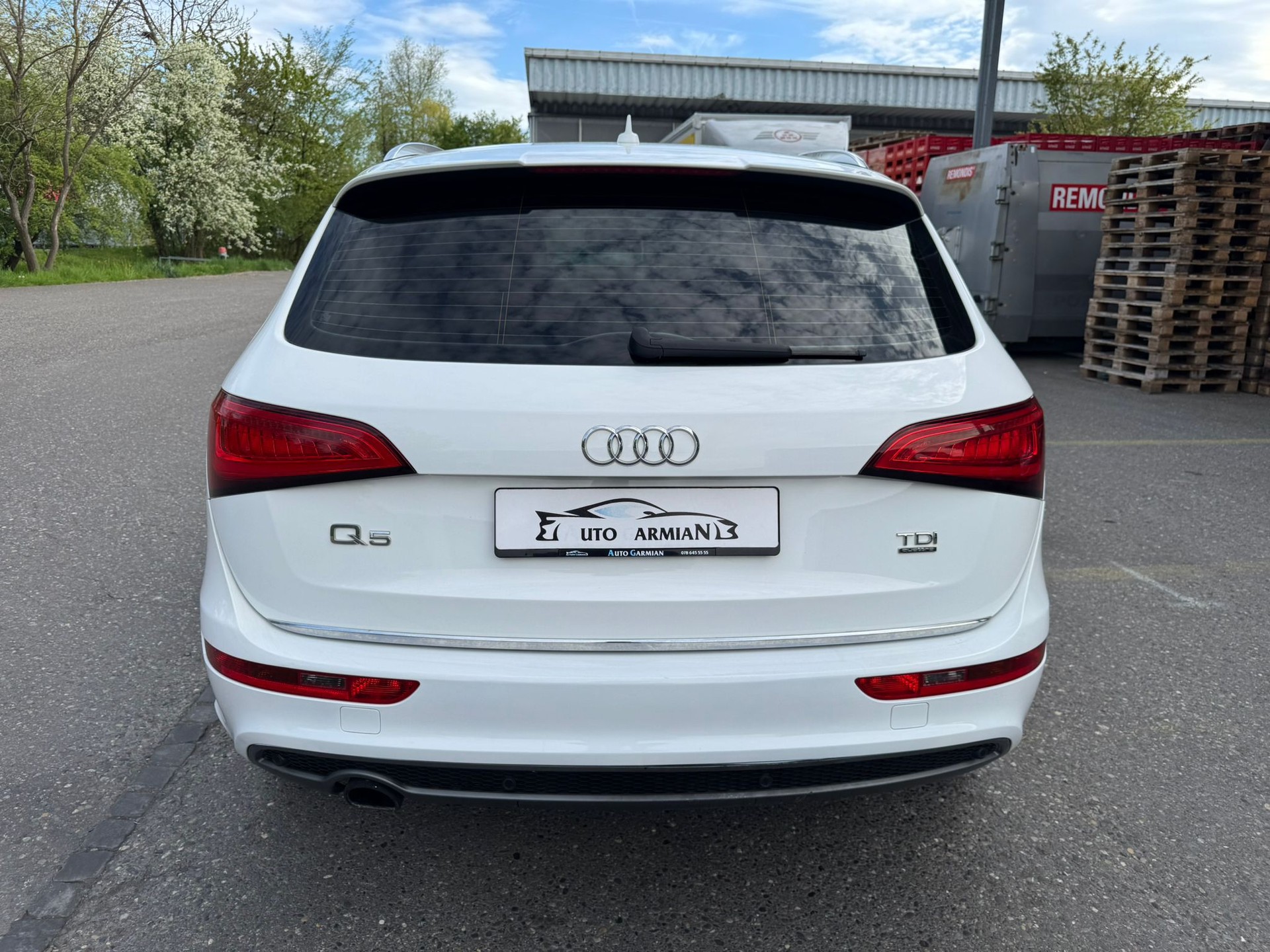 AUDI Q5 2.0 TDI S-Line quattro S-tronic-image-3