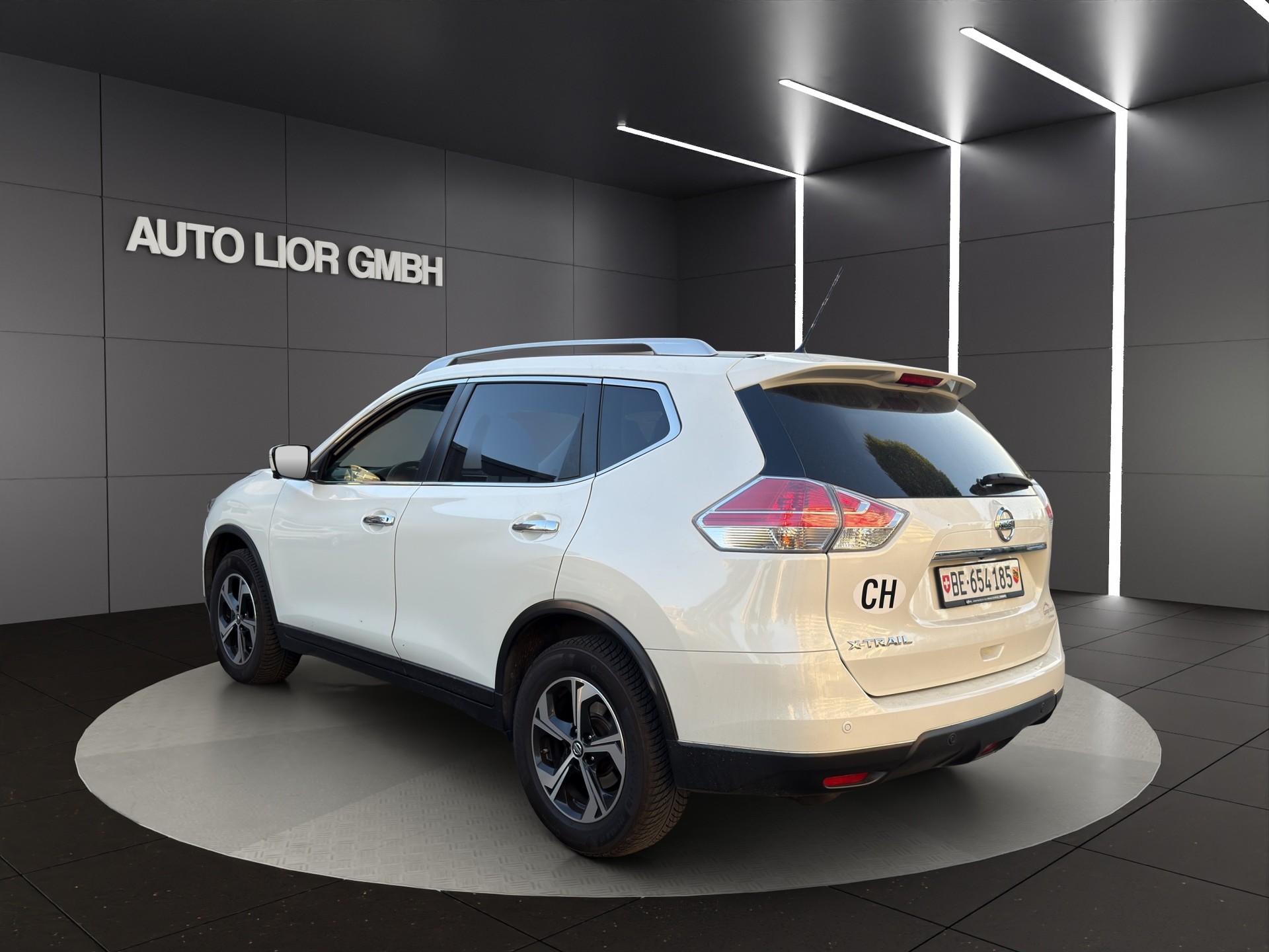 NISSAN X-Trail 2.0 dCi Swiss Ed. Xtronic CVT ALL-MODE 4x4-image-3