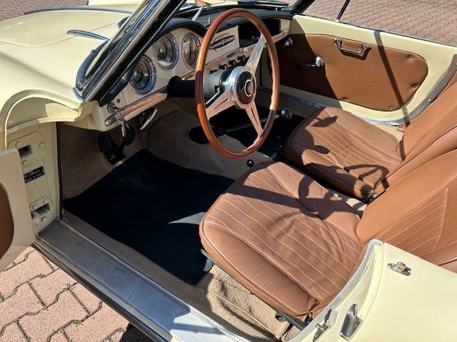 ALFA ROMEO Giulietta Spider 750 D-image-8