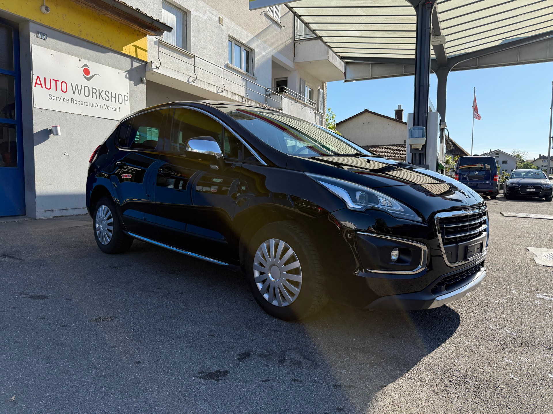 PEUGEOT 3008 2.0 HDI Business-image-0
