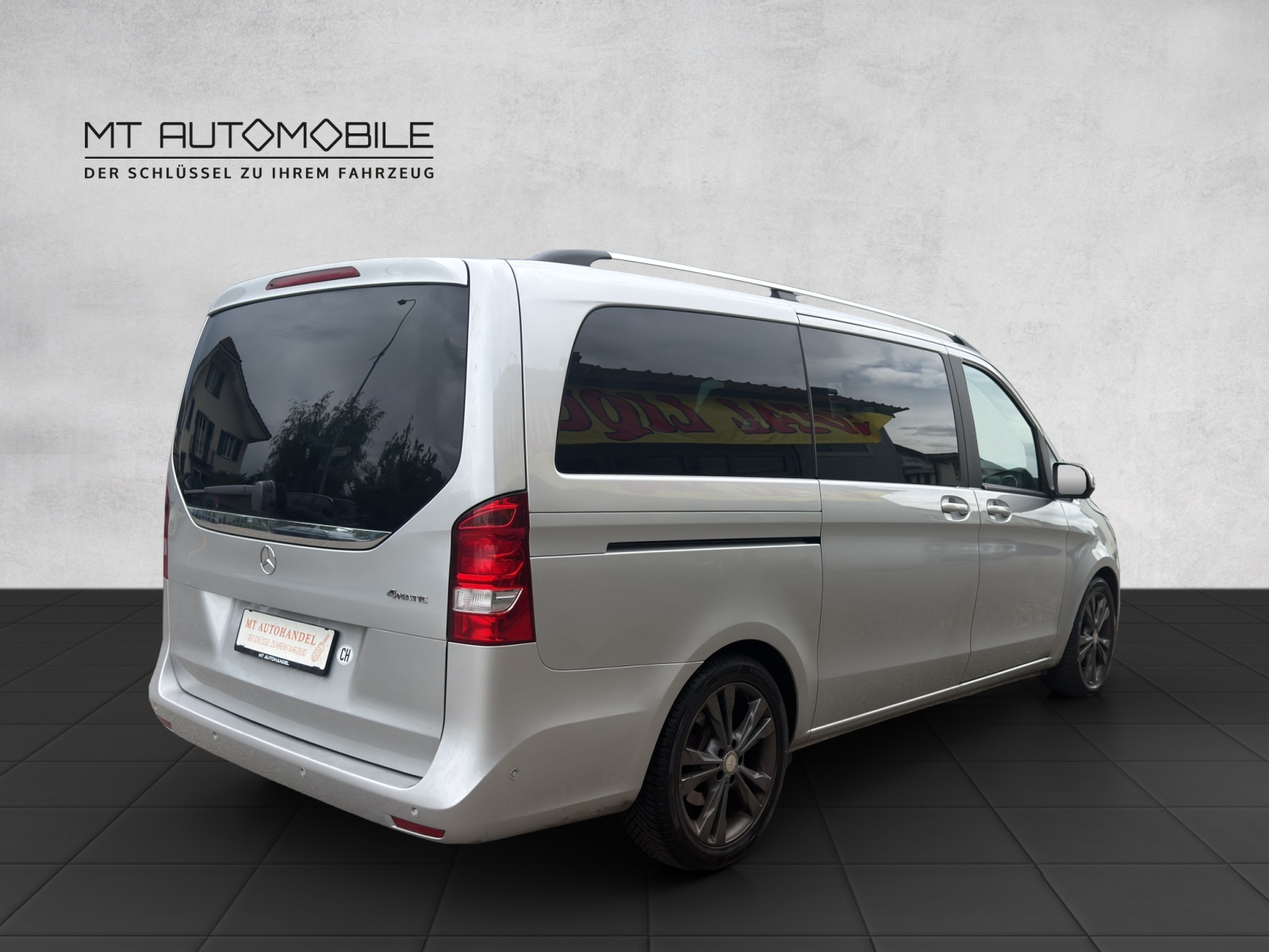 MERCEDES-BENZ V 250 d lang 4Matic 7G-Tronic-image-4