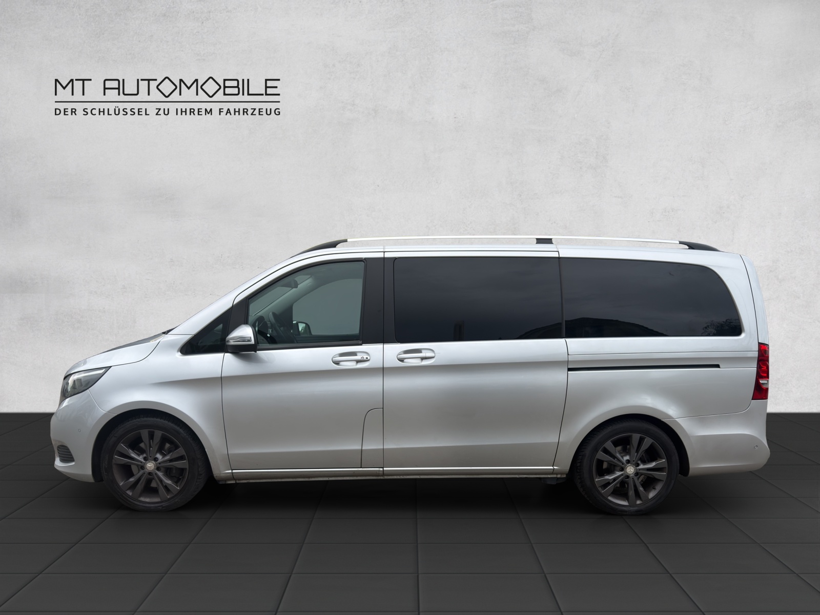 MERCEDES-BENZ V 250 d lang 4Matic 7G-Tronic-image-2