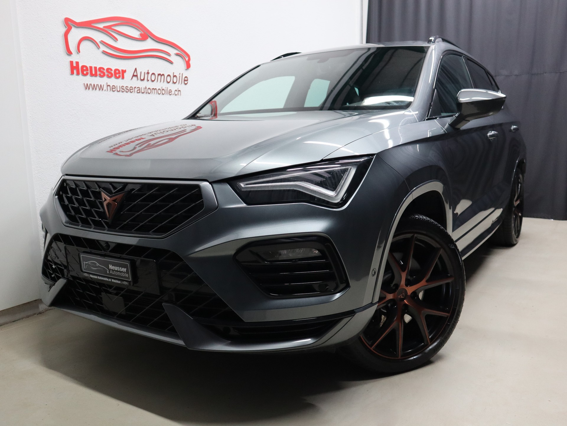 CUPRA Ateca 2.0TSI VZ 4Drive DSG - Panorama - Navi - Beats - Sportsitze - 360° Kamera - AHK - 300 PS