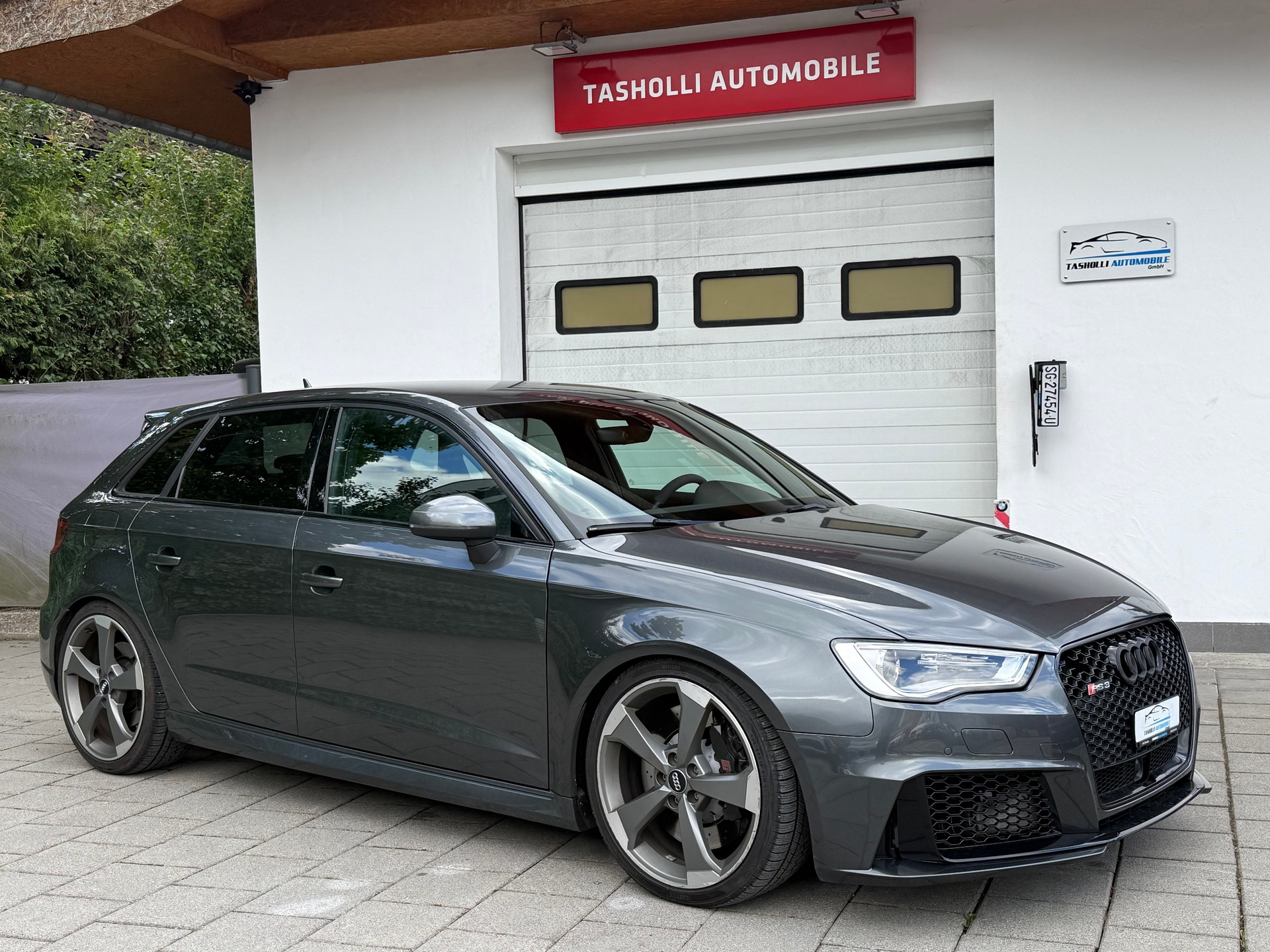 AUDI RS3 2.5 TSI quattro S-tronic-image-7