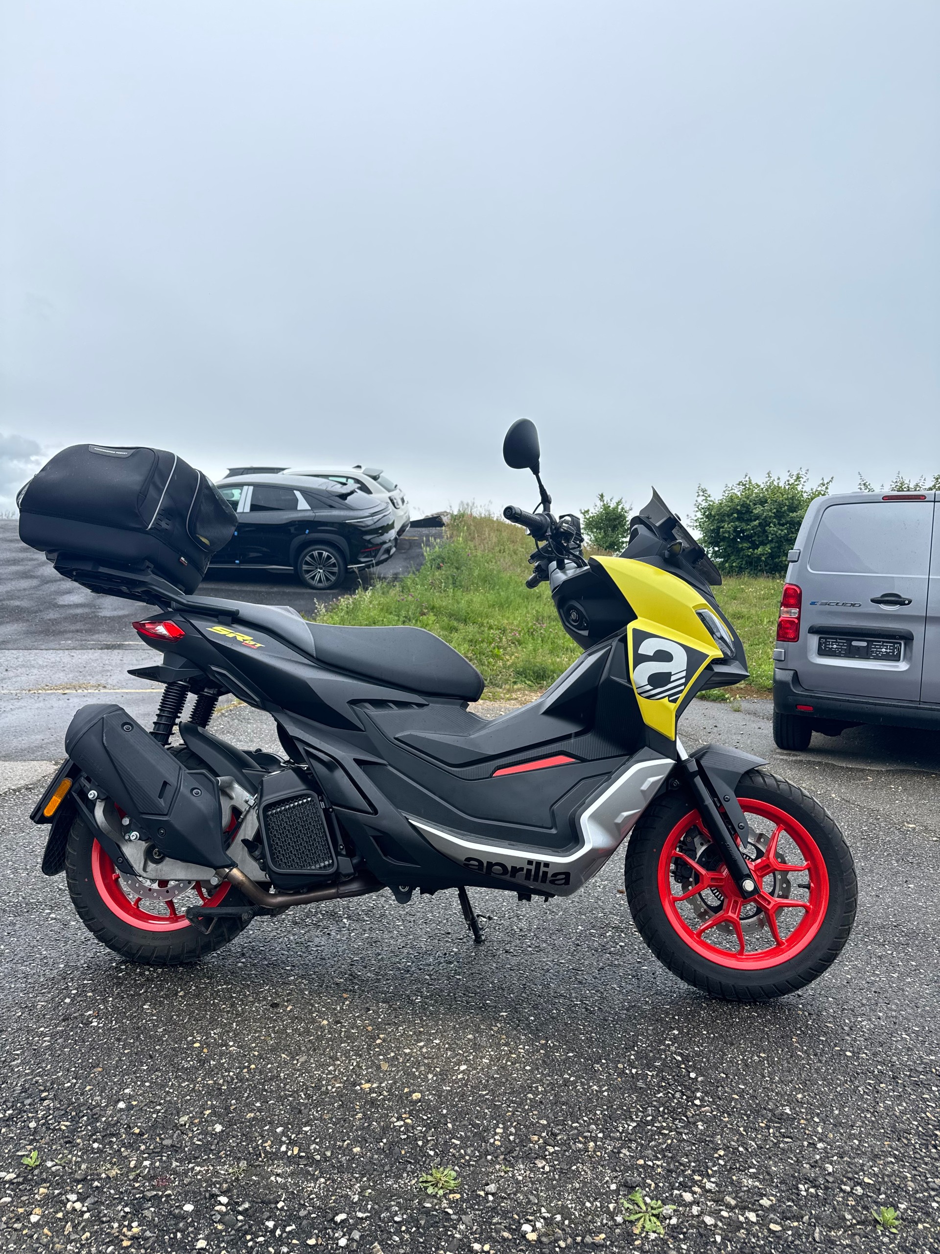 APRILIA SR 125 GT Sport ABS-image-1