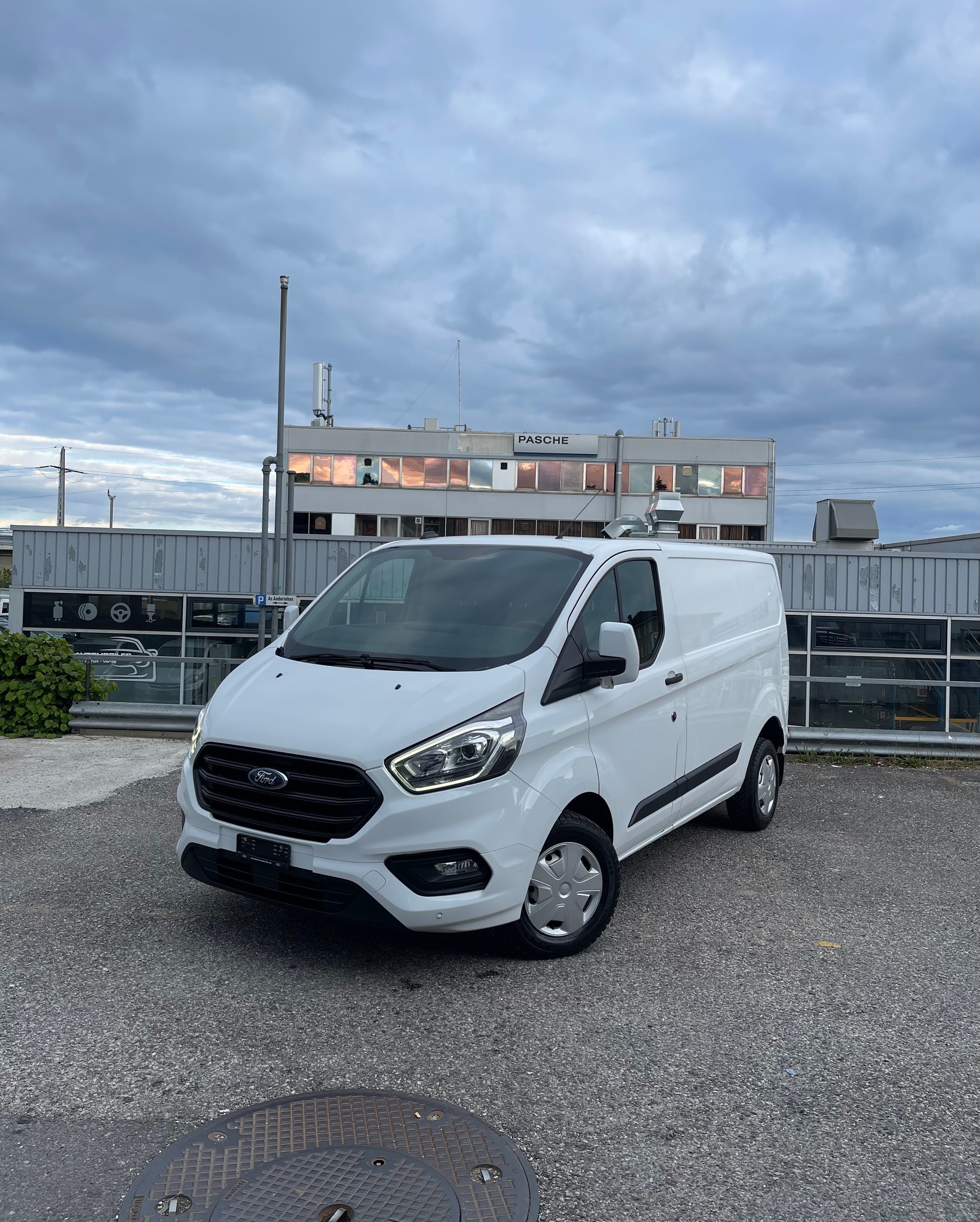 FORD Transit Custom Van 280 L1H1Trend-image-0