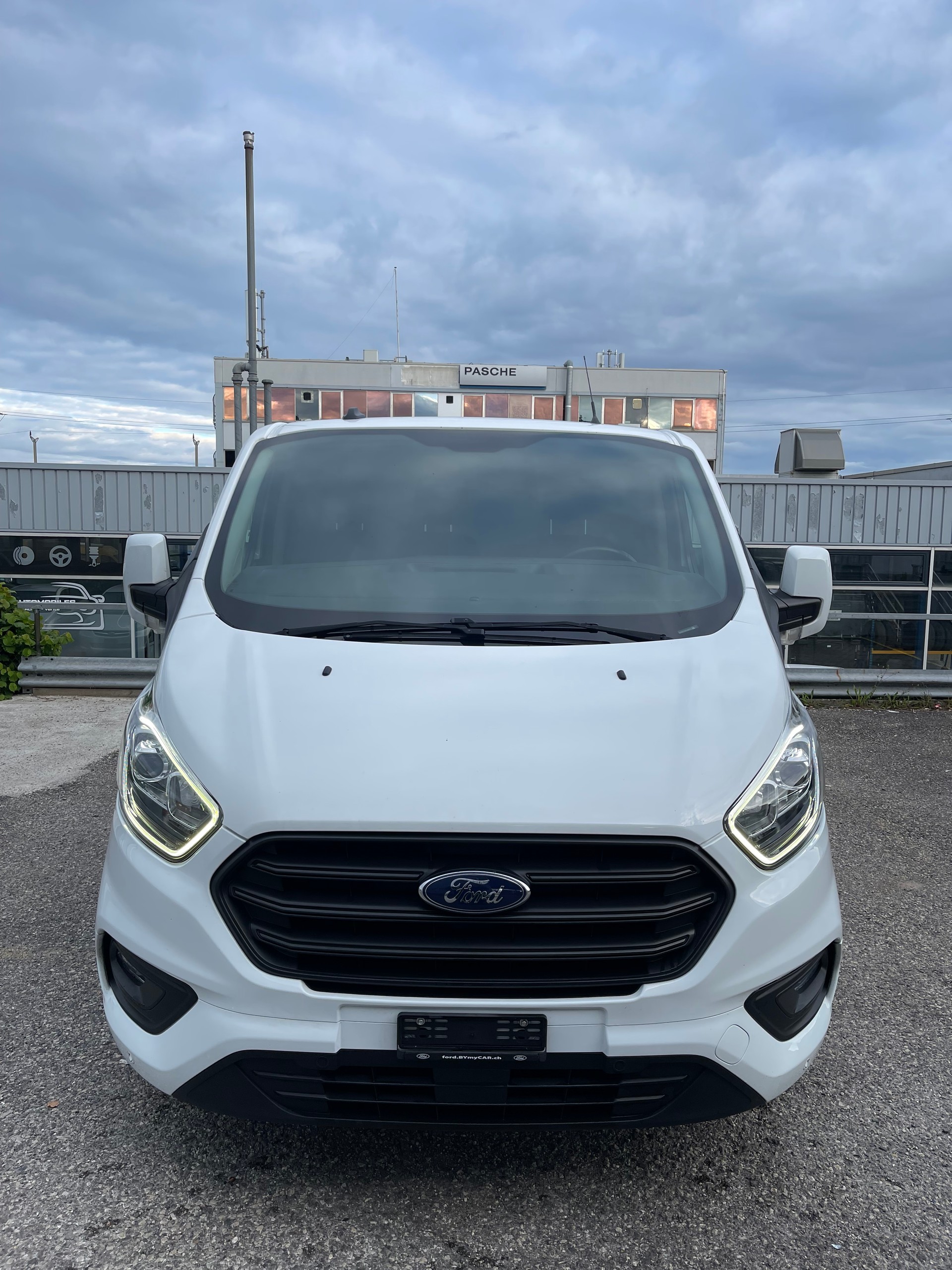 FORD Transit Custom Van 280 L1H1Trend-image-4