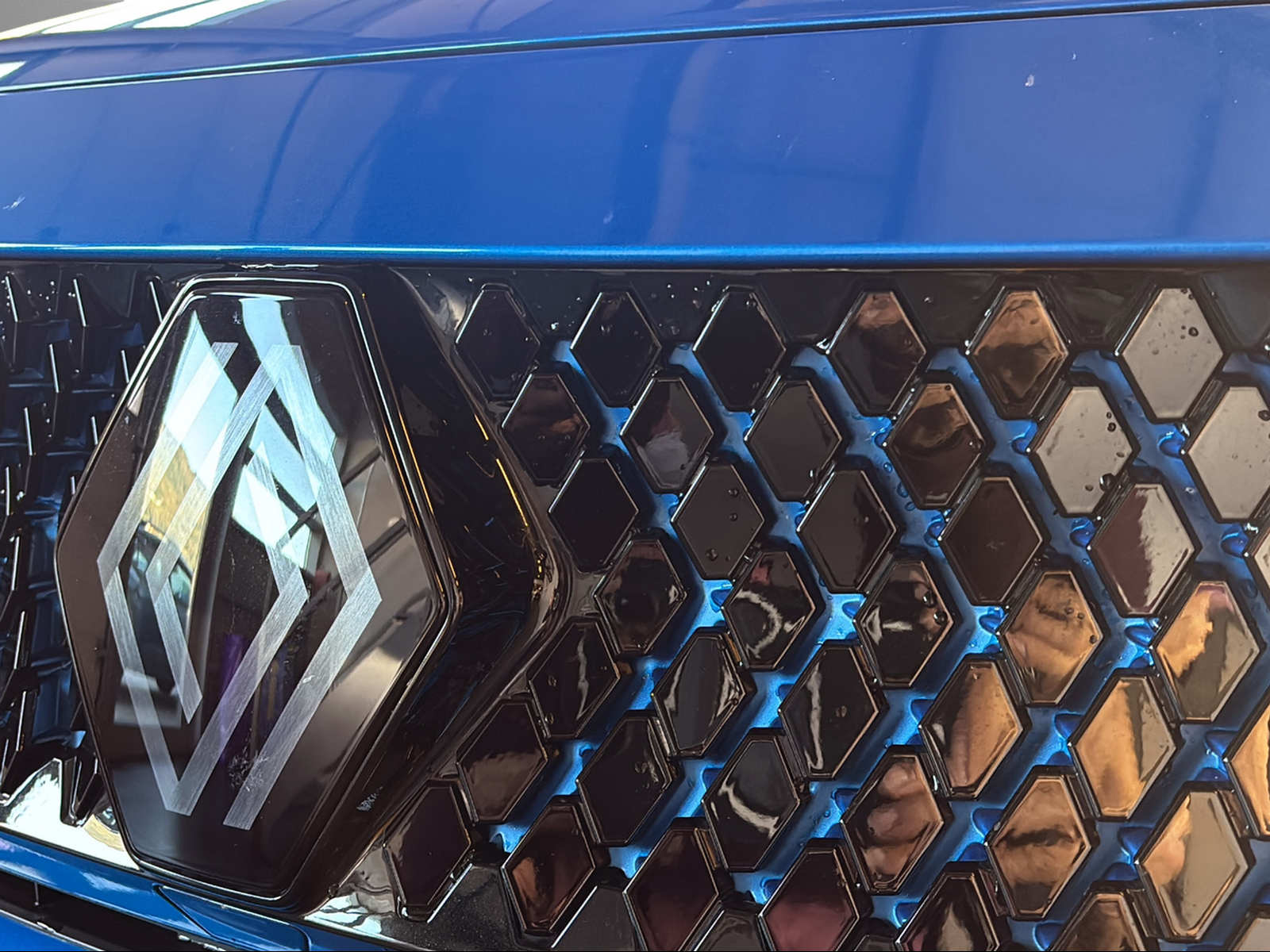 RENAULT Rafale 1.2 E-Tech Hybrid 200 Esprit Alpine-image-20