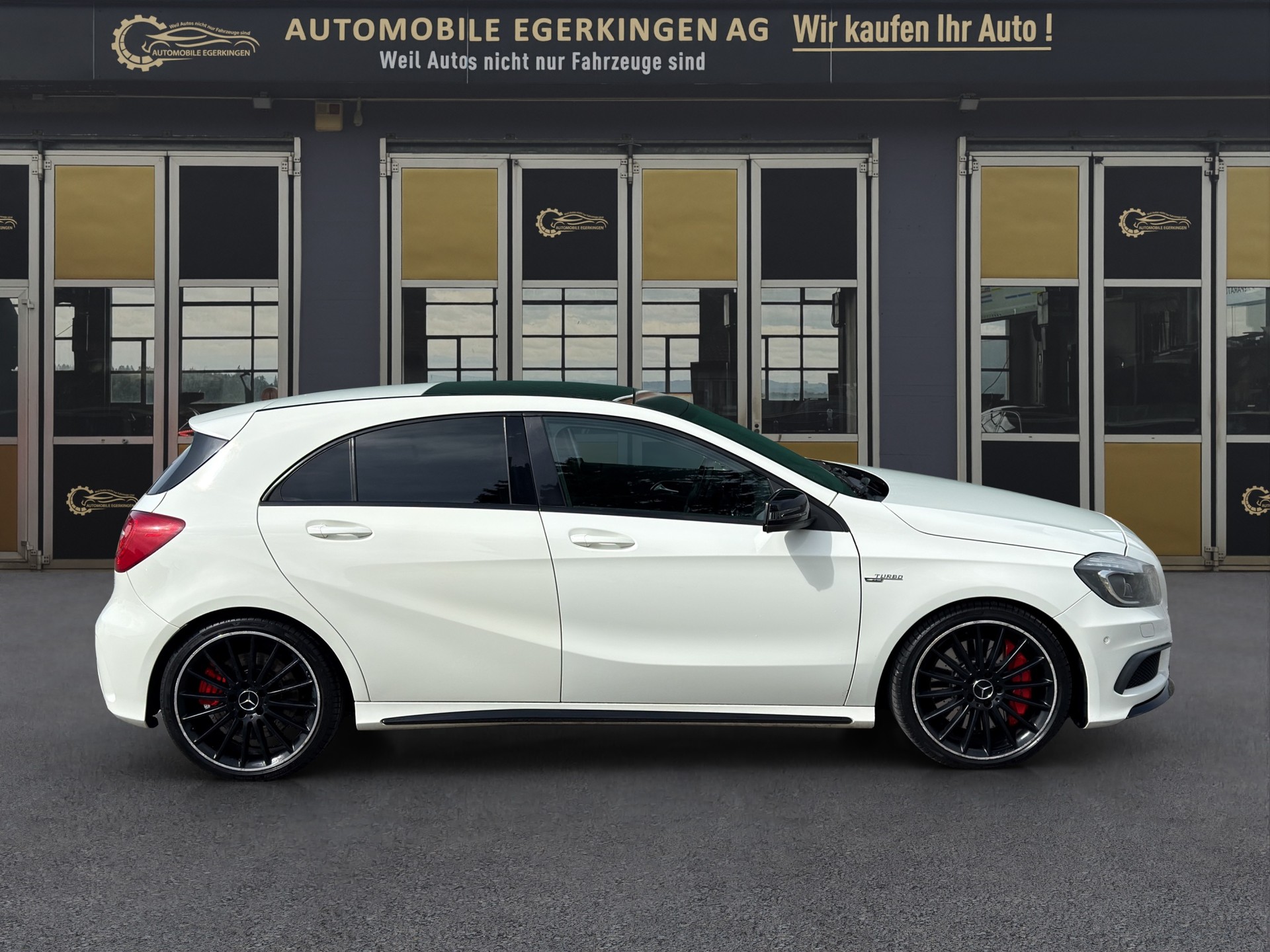 MERCEDES-BENZ A 45 AMG 4Matic Speedshift 7G-DCT-image-3