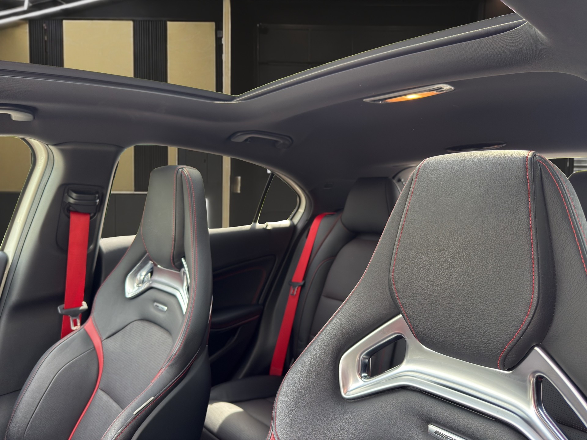 MERCEDES-BENZ A 45 AMG 4Matic Speedshift 7G-DCT-image-12