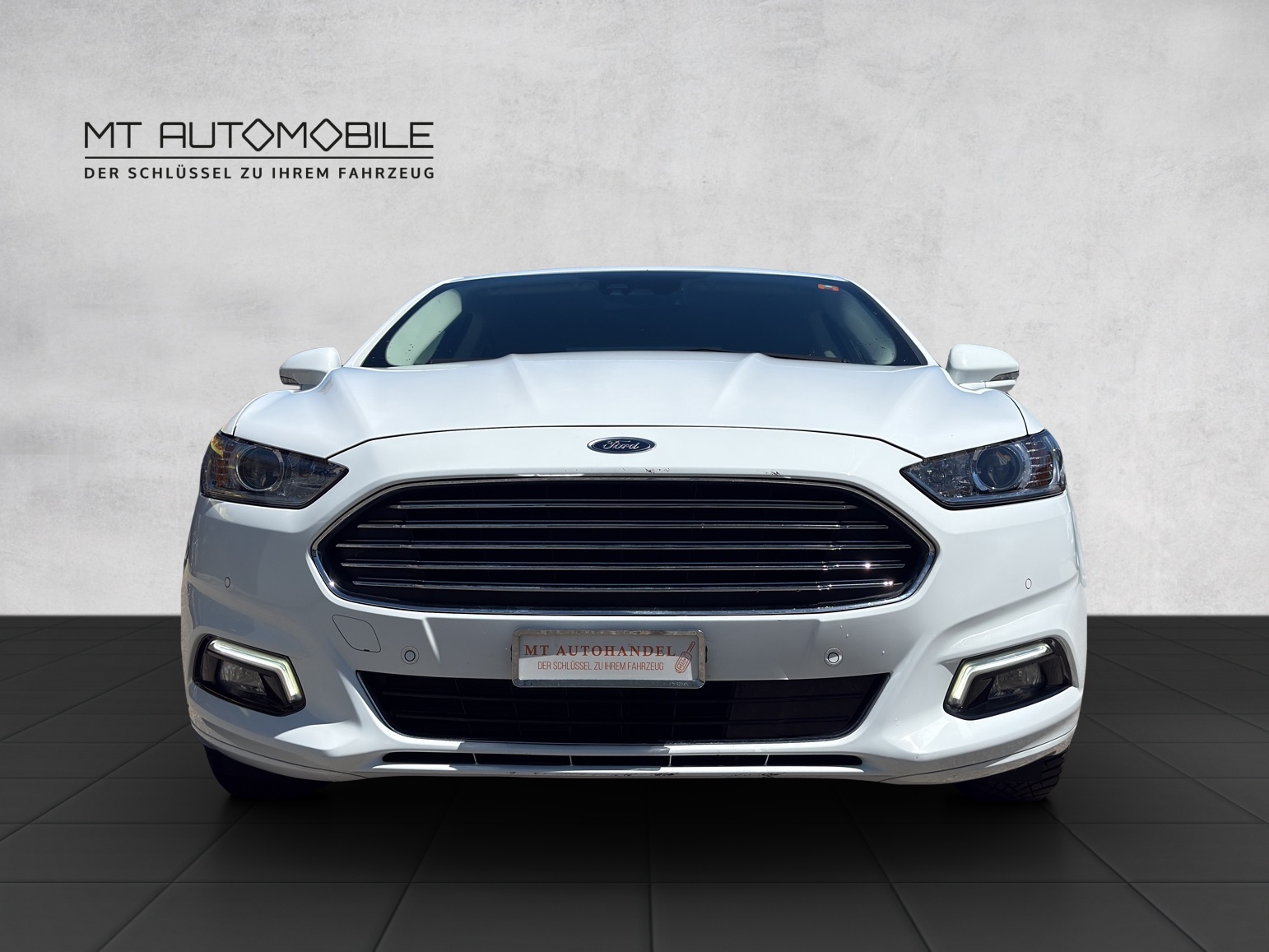 FORD Mondeo 2.0 HEV Titanium eCVT-showroom-element-1