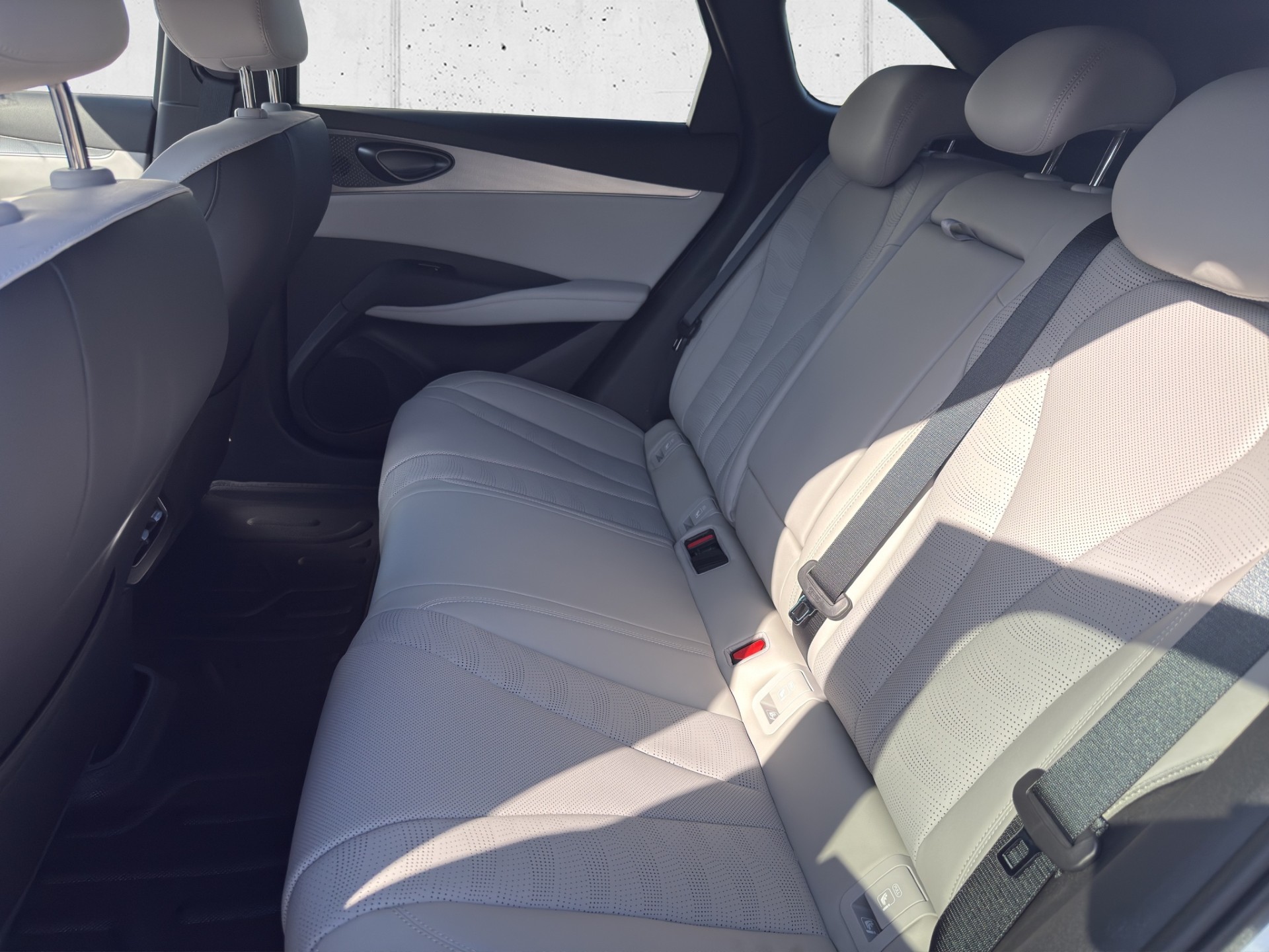 BYD Seal 6 DM-i Comfort-image-12