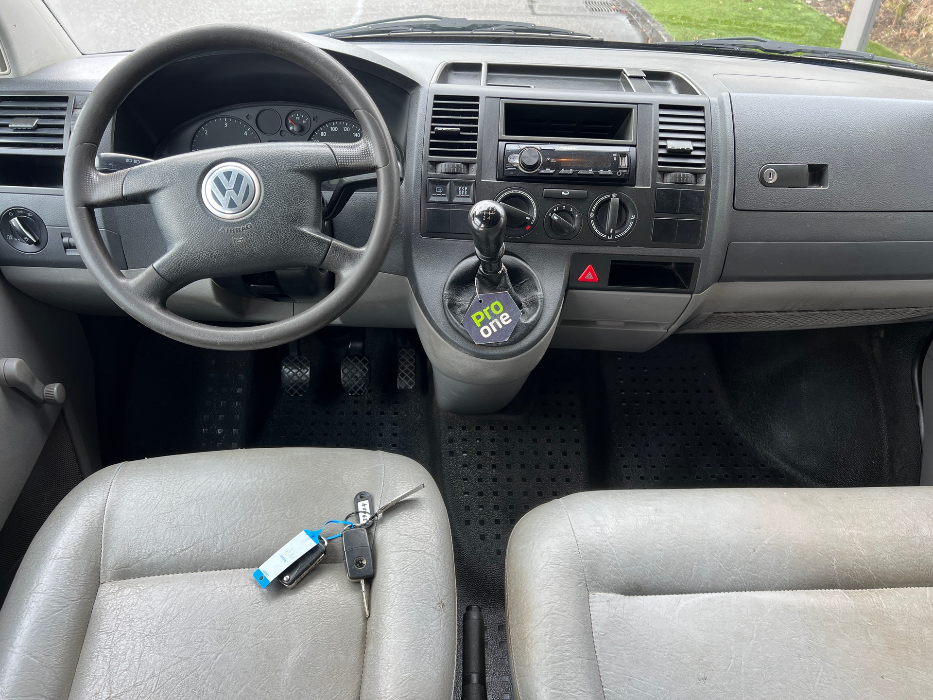 VW T5 1.9 TDI PD-image-6