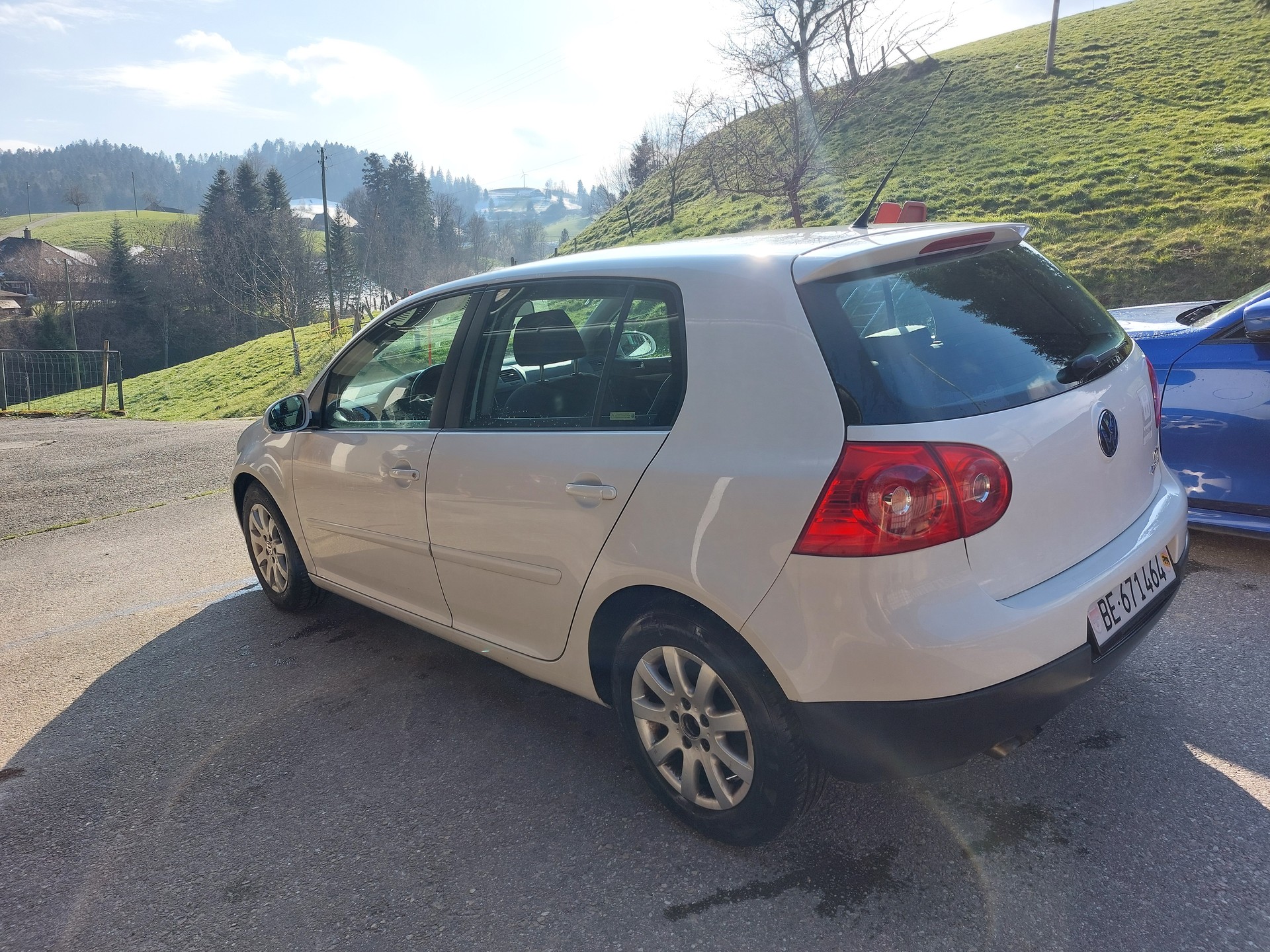 VW 1.9 TDI DPF 105 Comfl. 4mot.-image-1