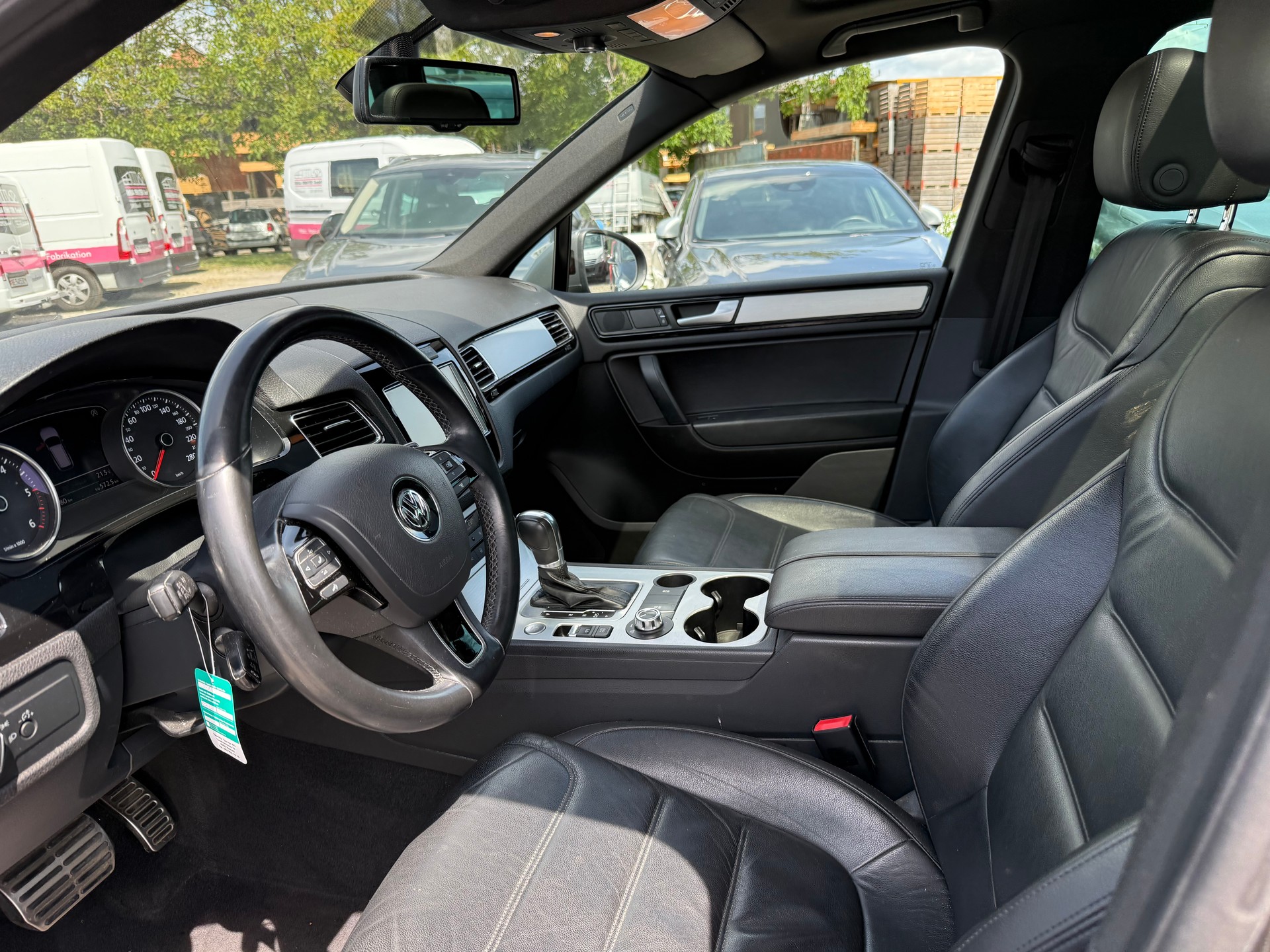VW Touareg 3.0 TDI BlueMotion Technology Tiptronic-image-10