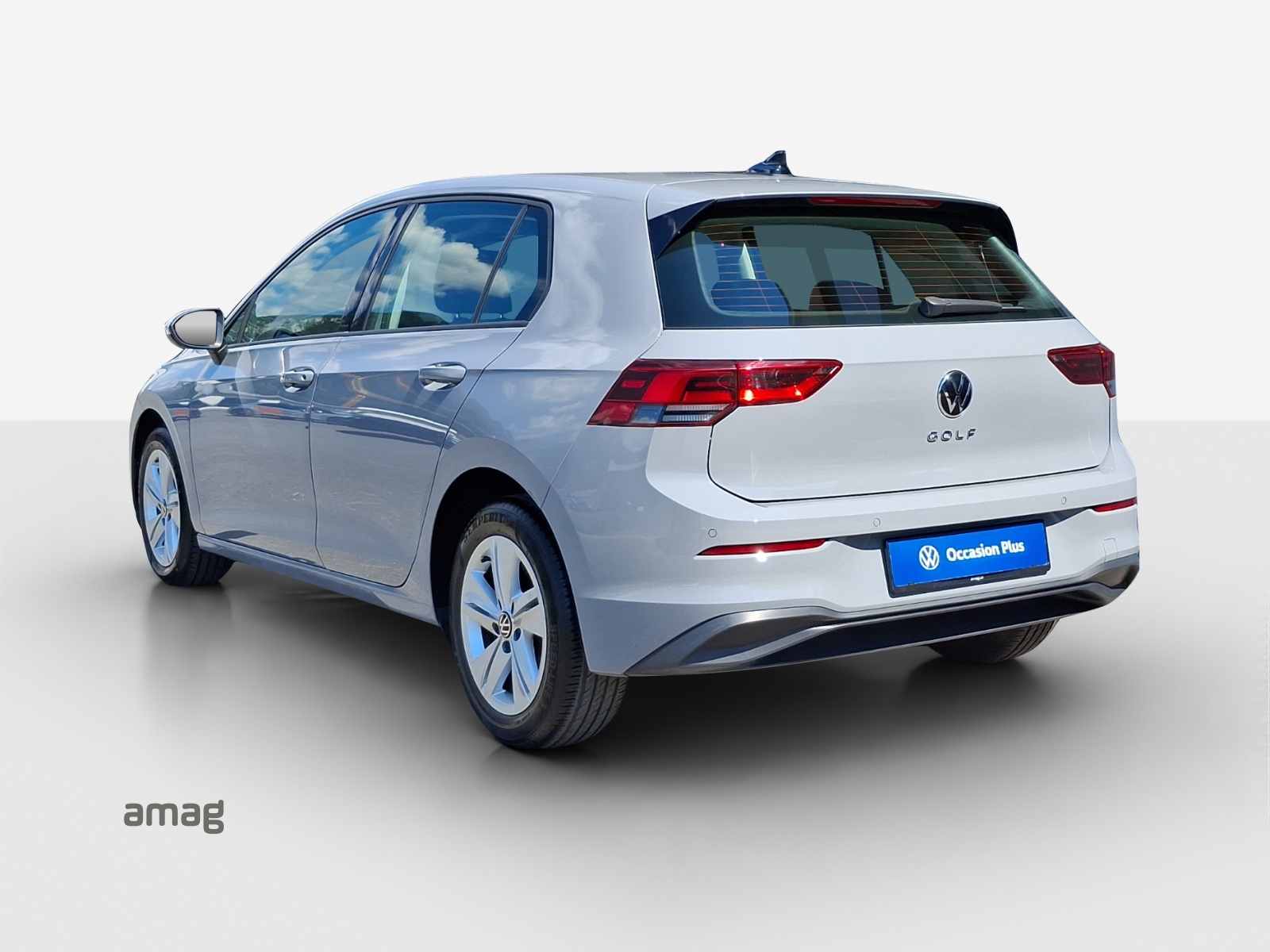 VW Golf 1.5 TSI ACT Life-image-2