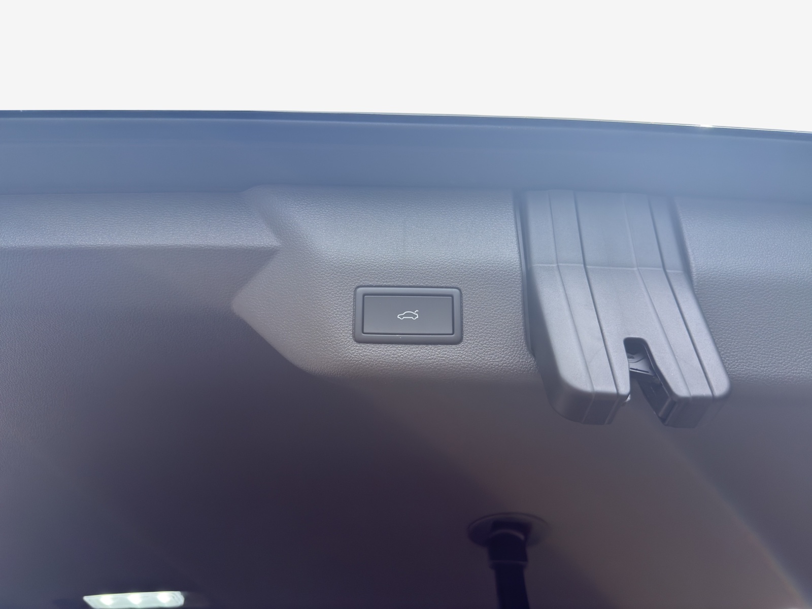 VW Multivan 2.0 TDI Style Liberty DSG-image-13