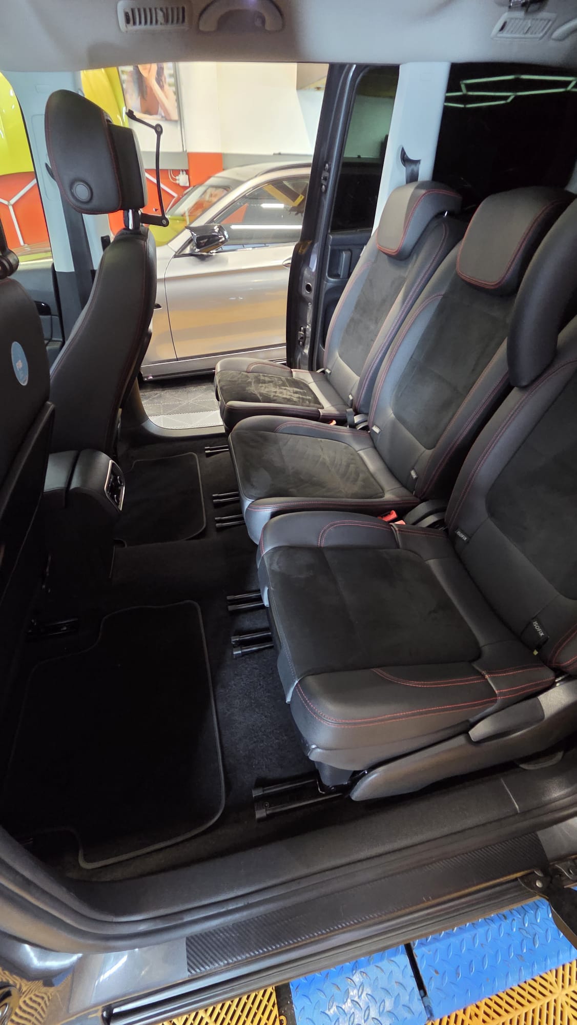 SEAT Alhambra 2.0 TDI DSG SWISS FR-image-10