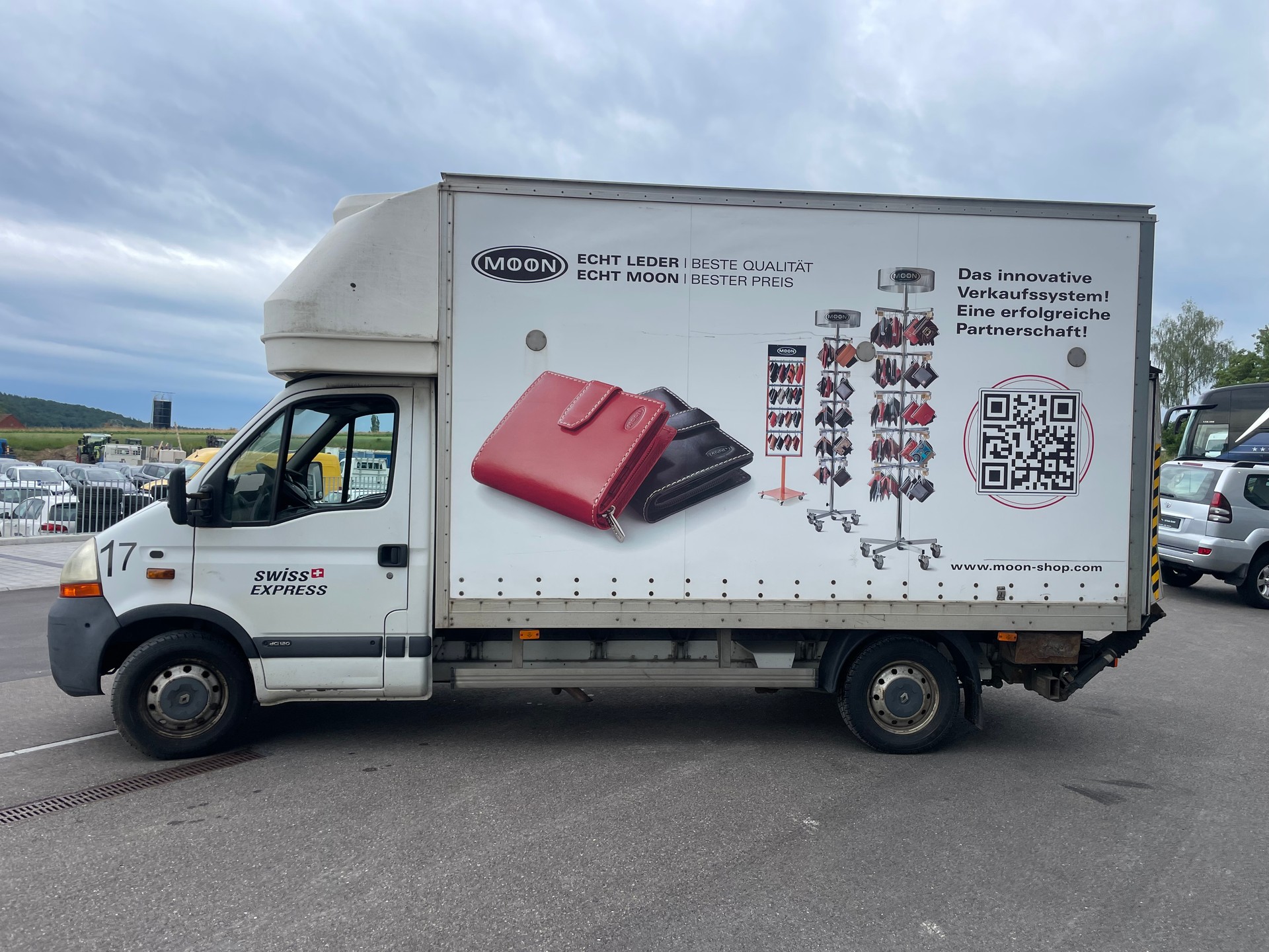 RENAULT Master T35 2.5dCi L3H1GV-image-4