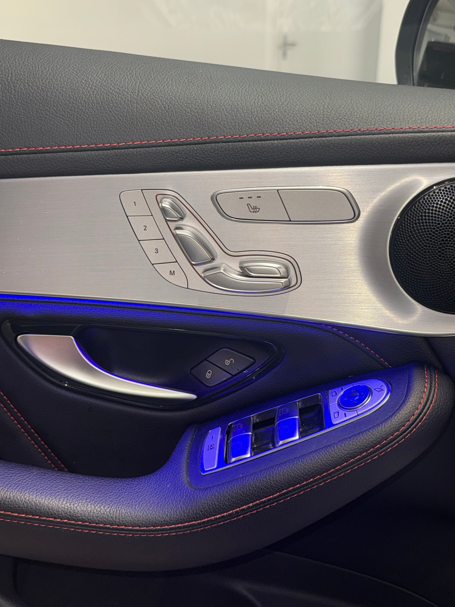 MERCEDES-BENZ GLC 43 AMG 4m-image-5