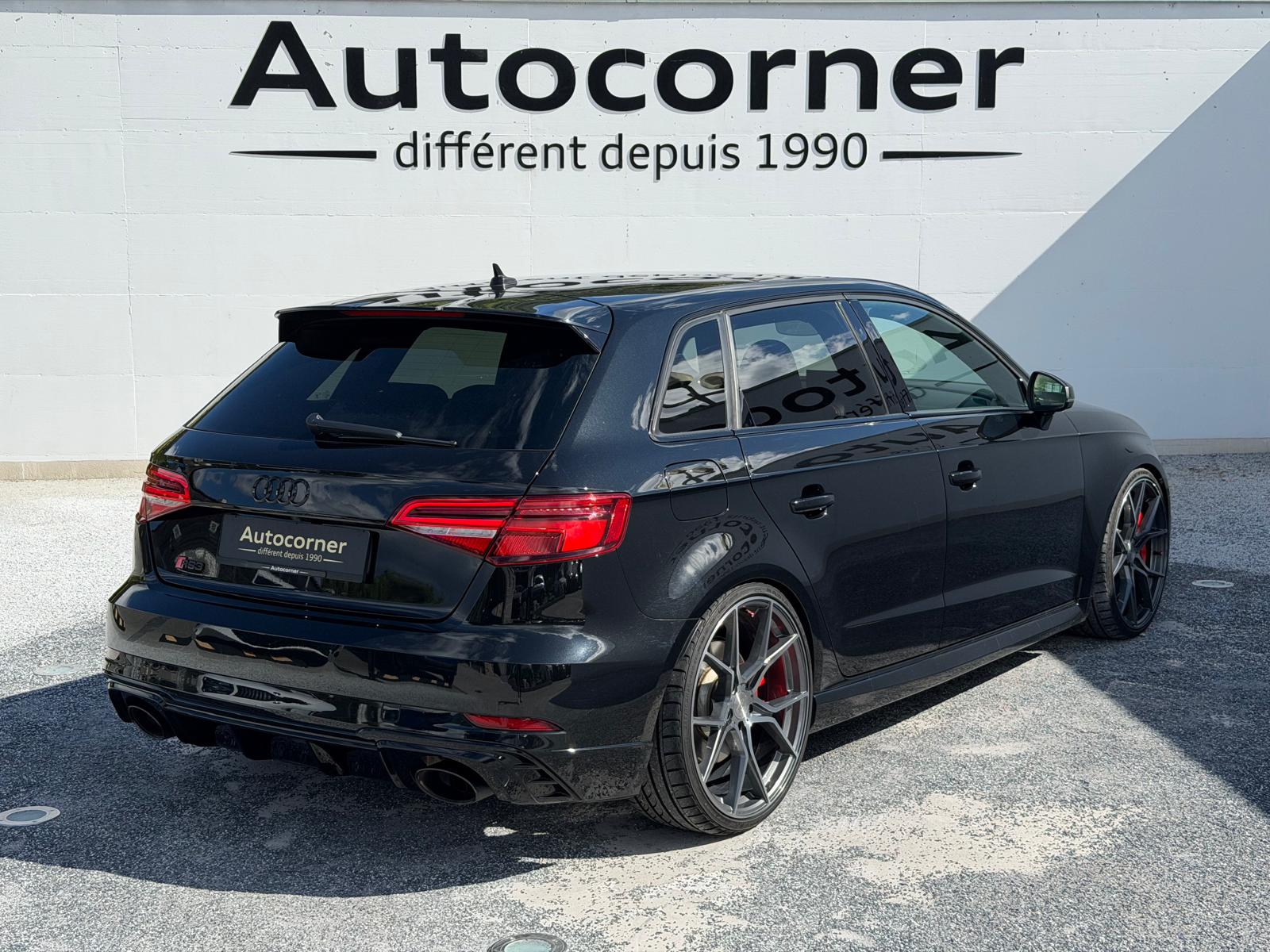 AUDI RS3 Sportback 2.5 TSI quattro S-tronic-image-5