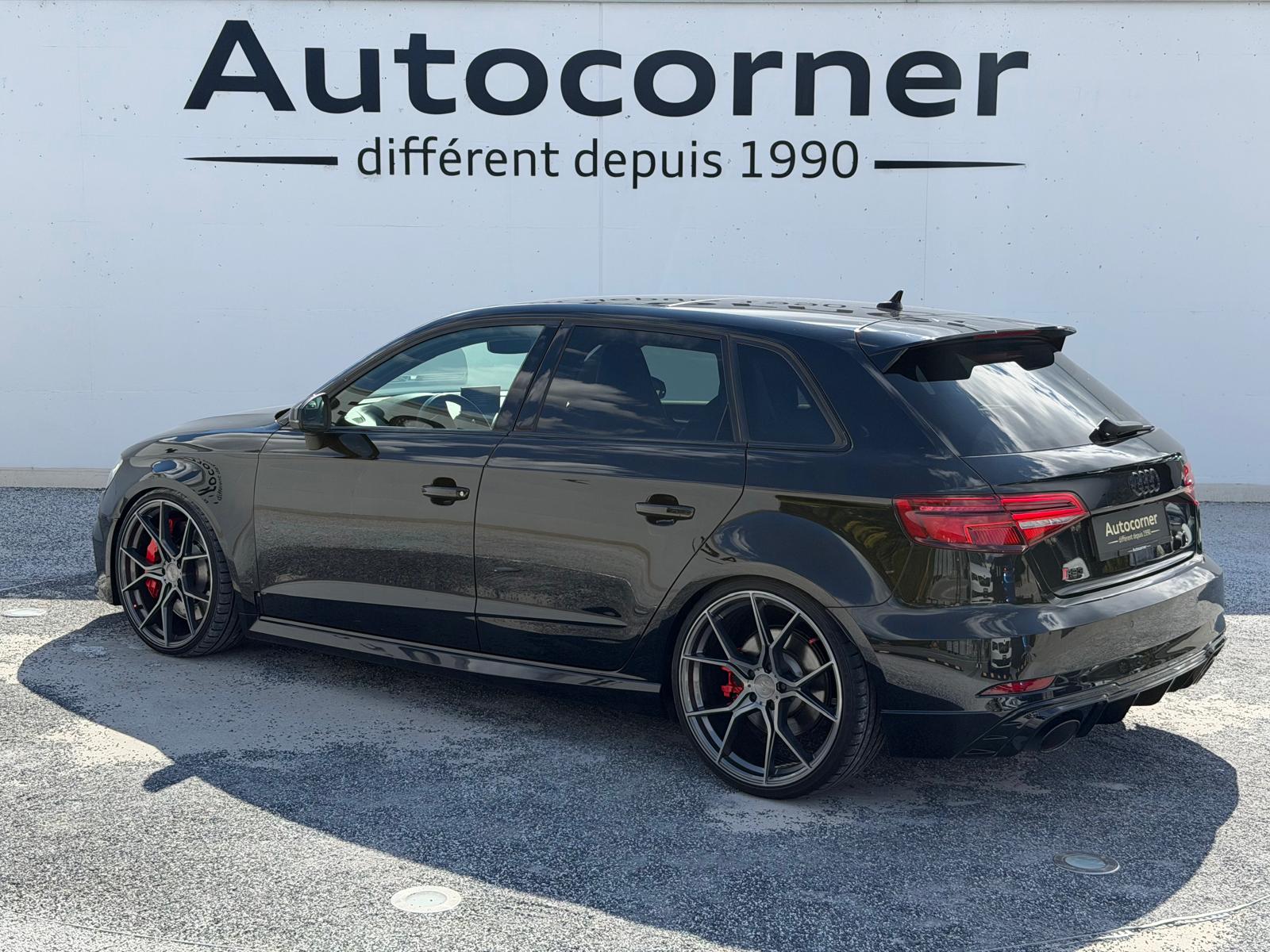 AUDI RS3 Sportback 2.5 TSI quattro S-tronic-image-4
