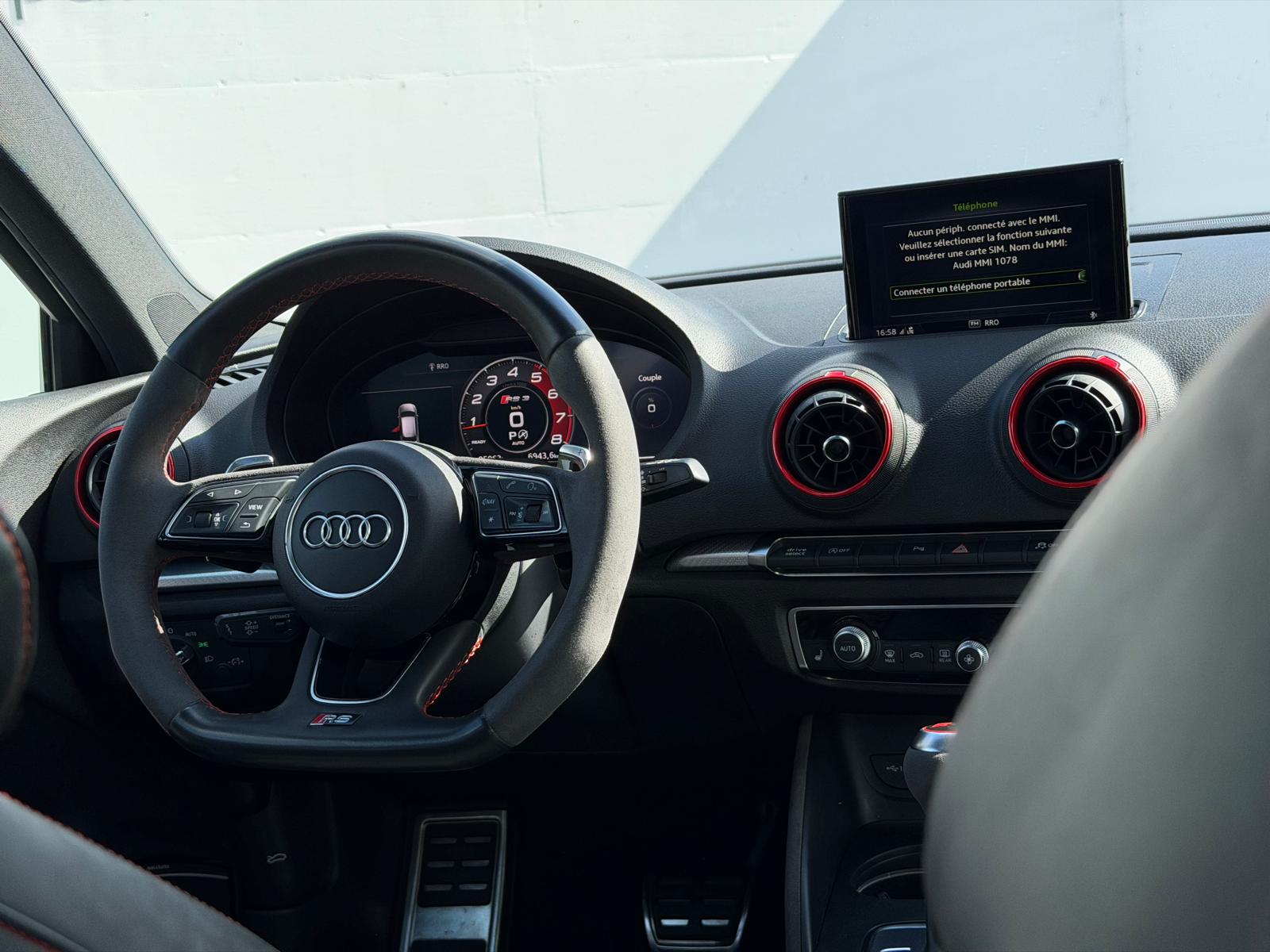 AUDI RS3 Sportback 2.5 TSI quattro S-tronic-image-9