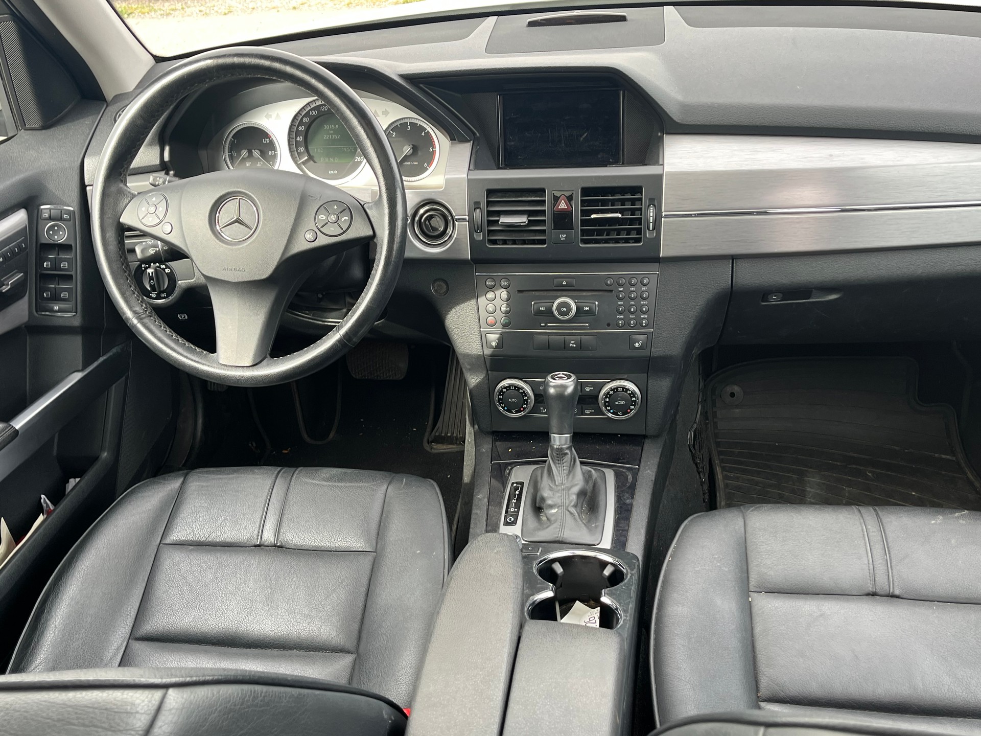 MERCEDES-BENZ GLK 220 CDI BlueEfficiency 4Matic 7G-Tronic-image-11