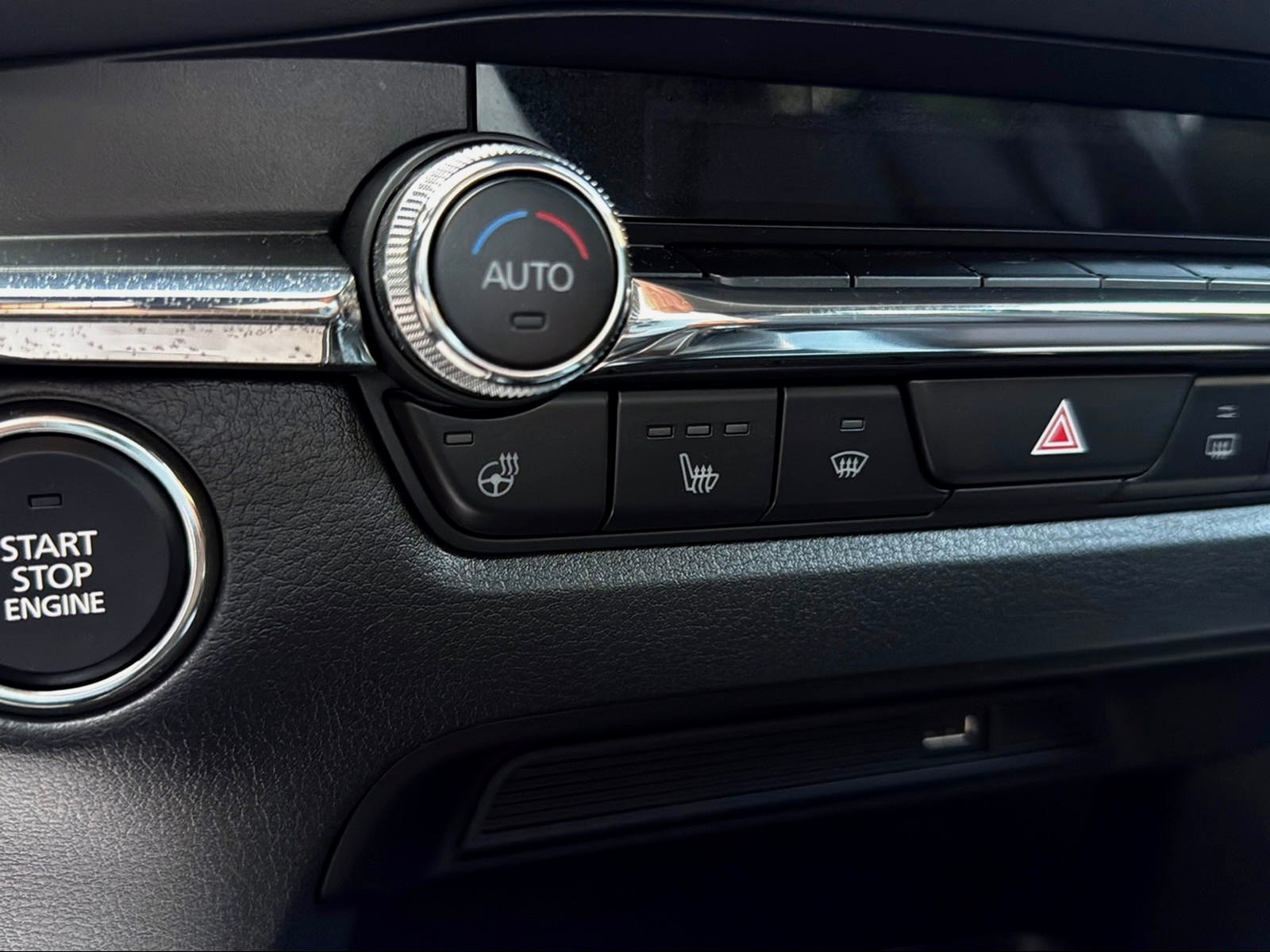 MAZDA CX-30 SKYACTIV-X M Hybrid 180 Revolution AWD-image-15