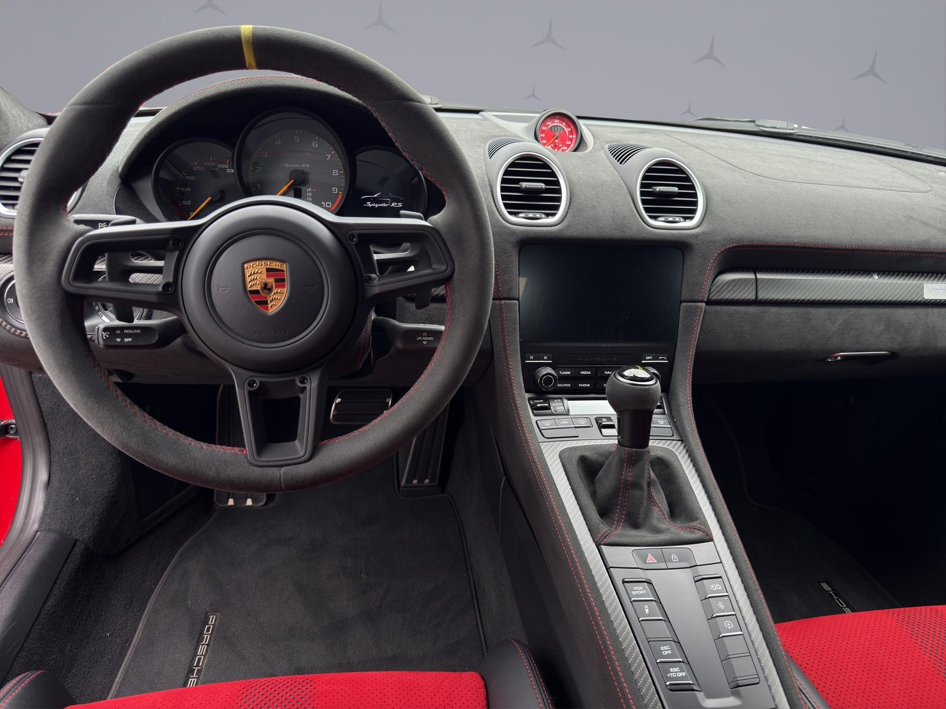 PORSCHE 718 Boxster 4.0 Spyder RS PDK-image-12