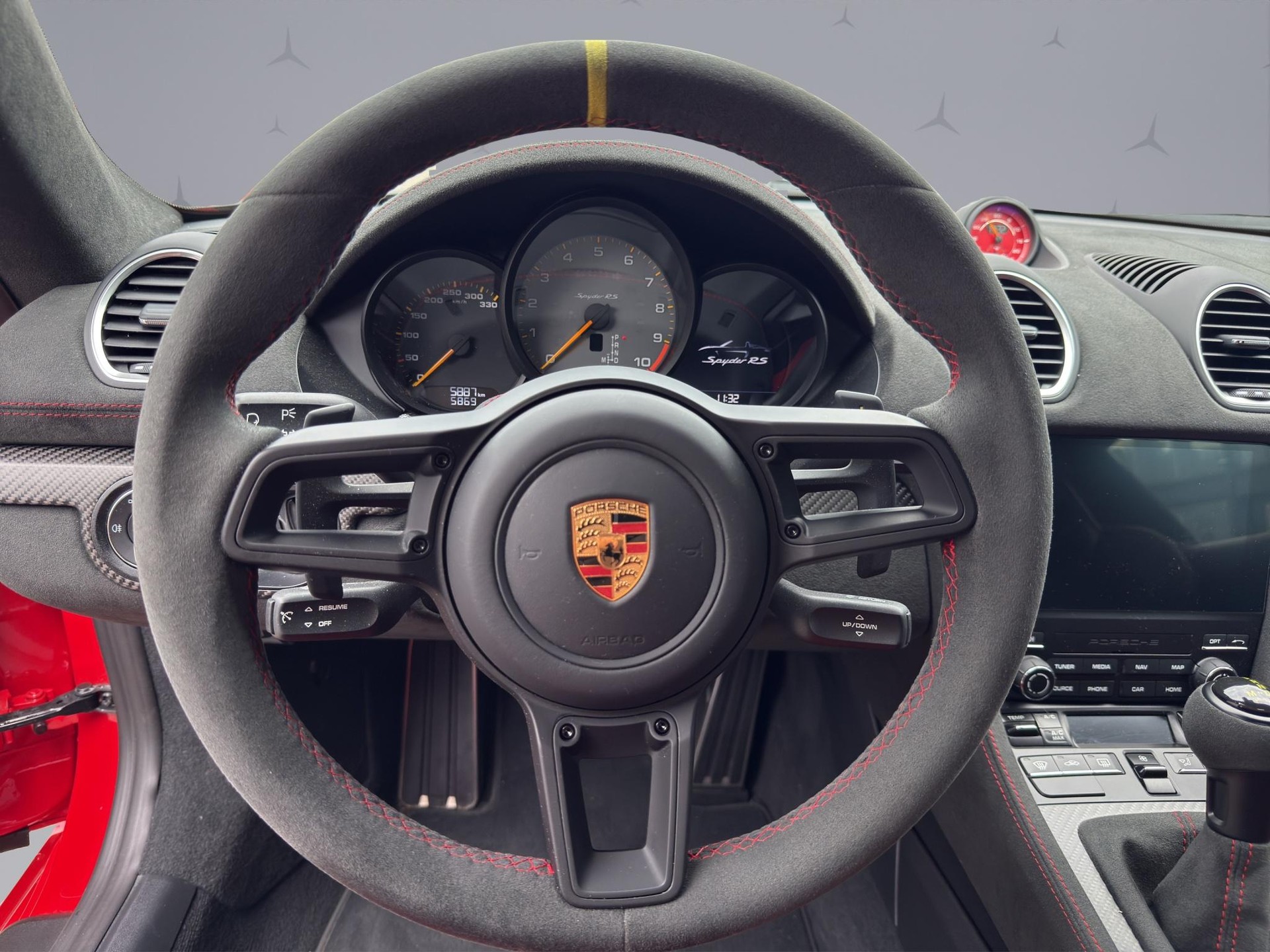 PORSCHE 718 Boxster 4.0 Spyder RS PDK-image-10