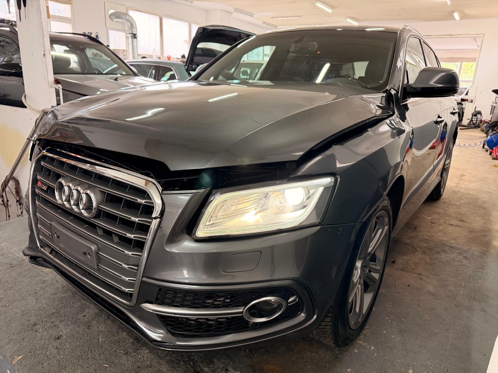 AUDI SQ5 3.0 TDI plus quattro tiptronic-image-5